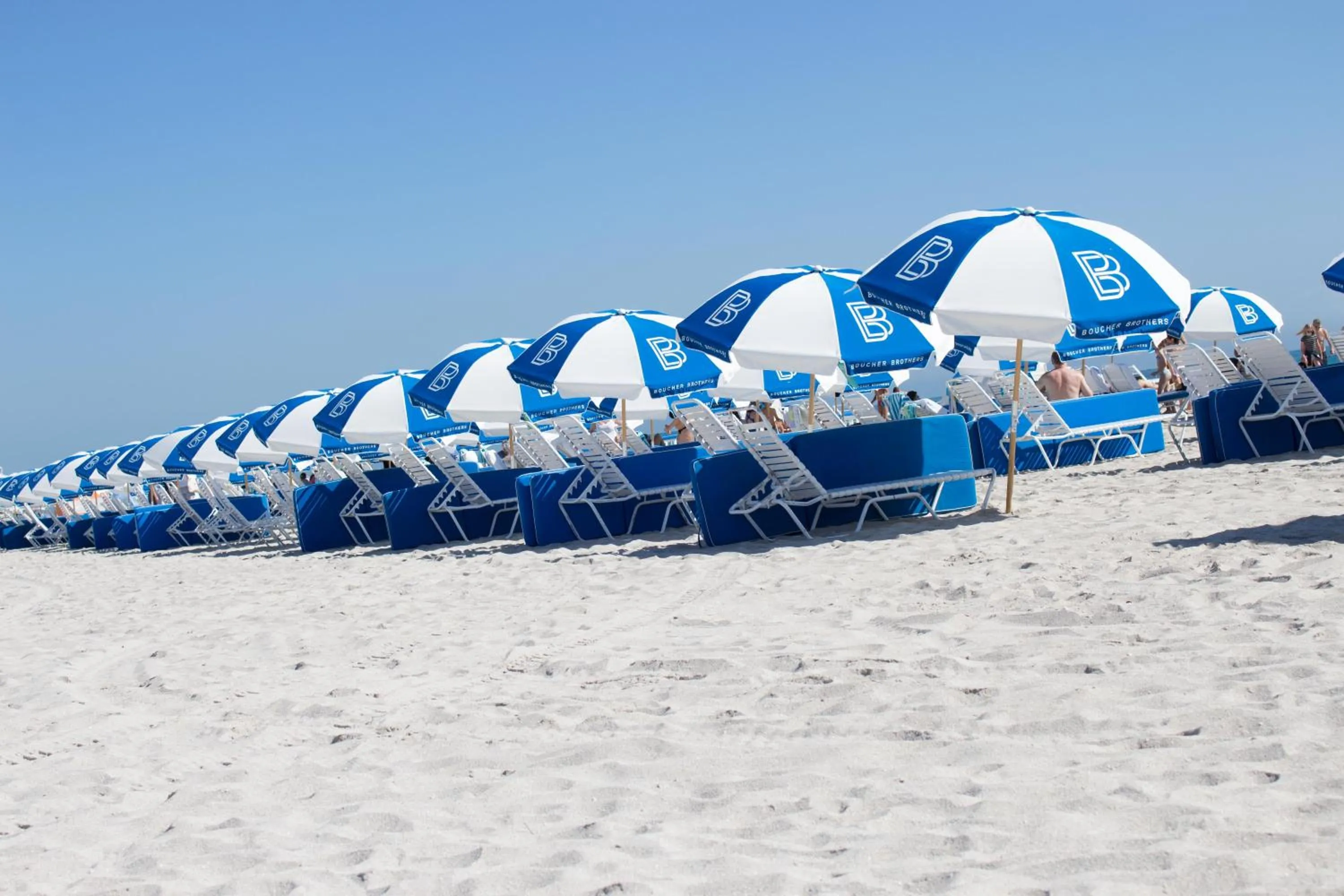 Beach in Aqua Hotel & Suites