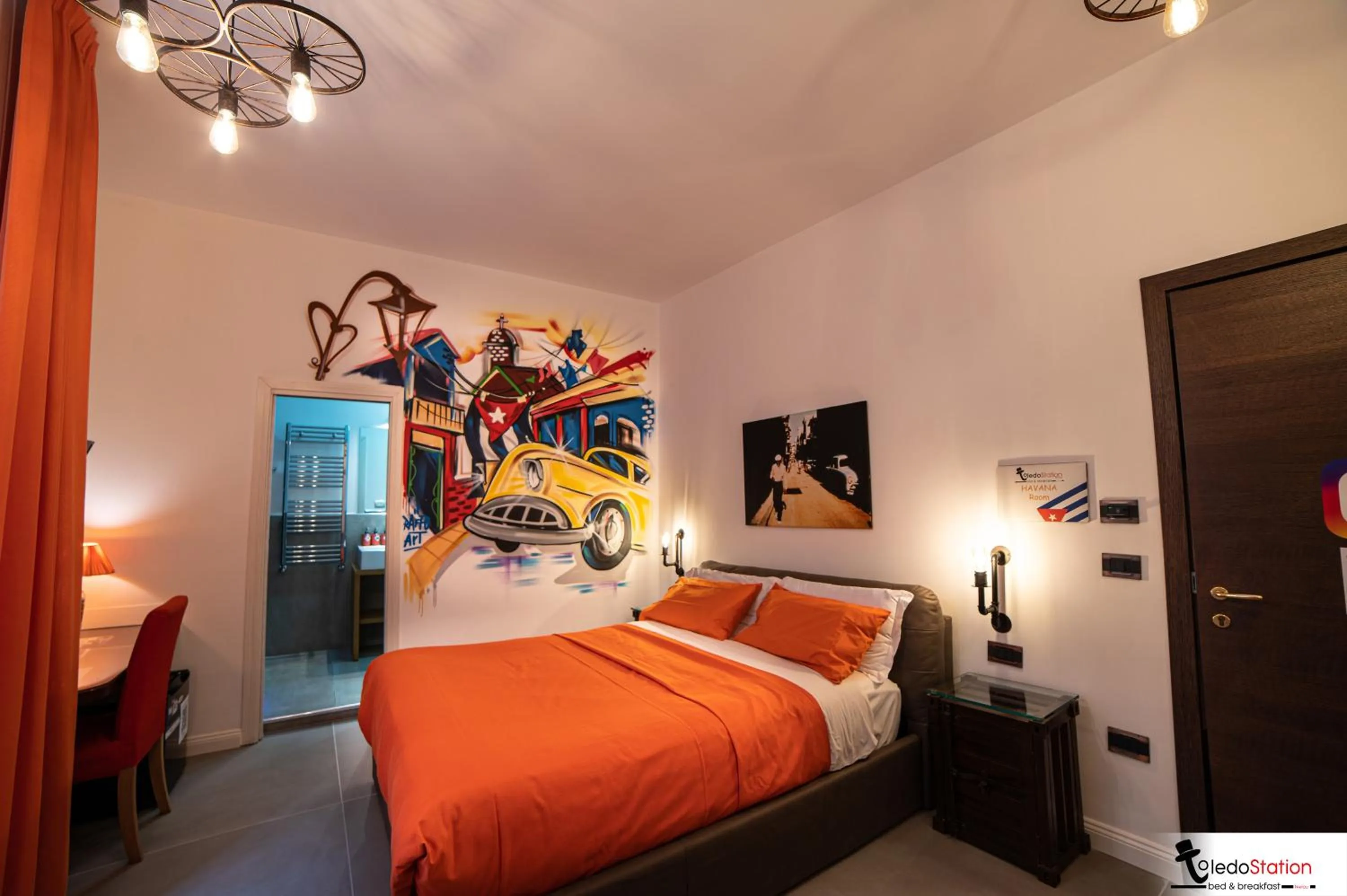 Bed in ToledoStation B&B