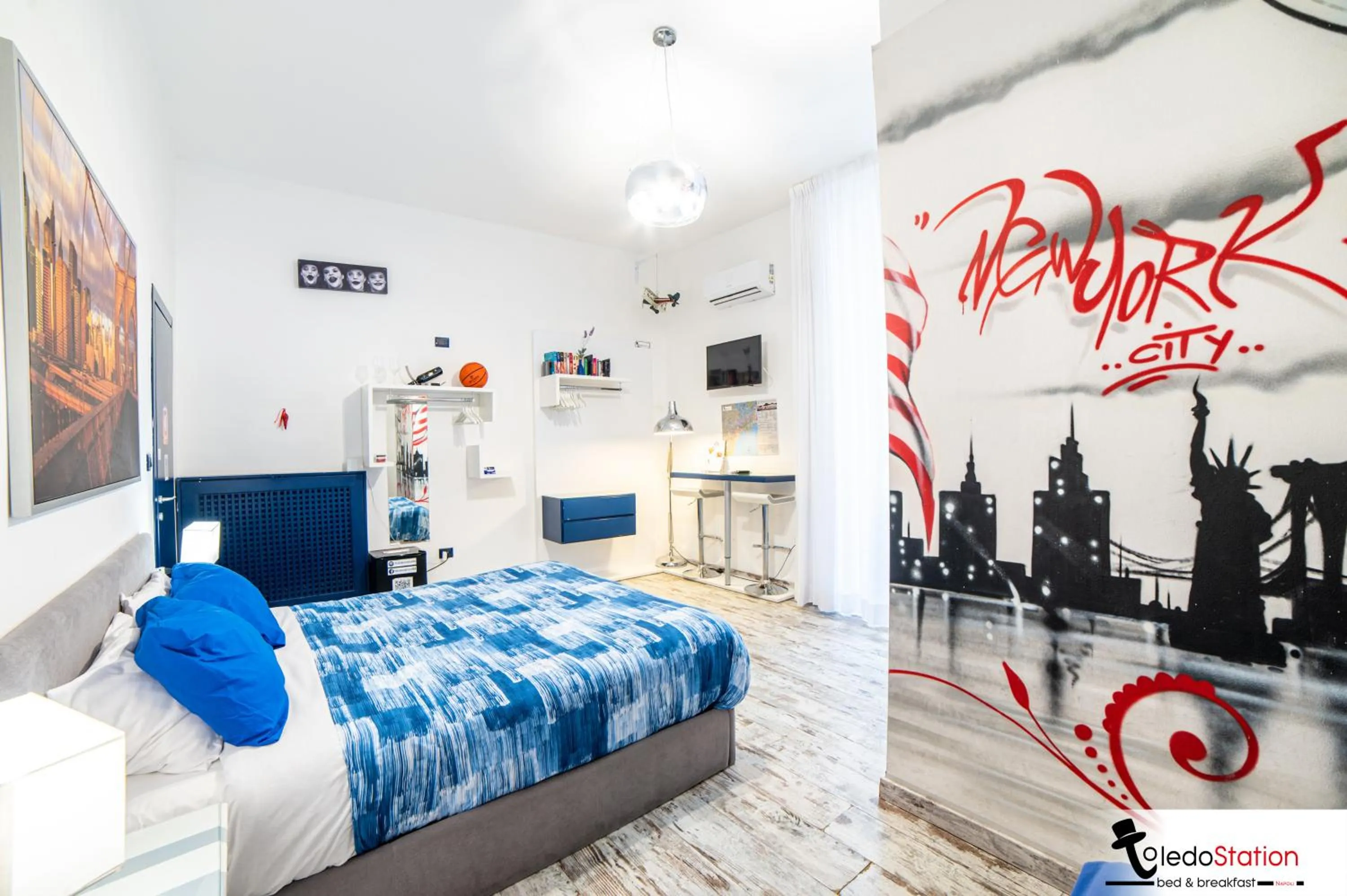 Bed in ToledoStation B&B