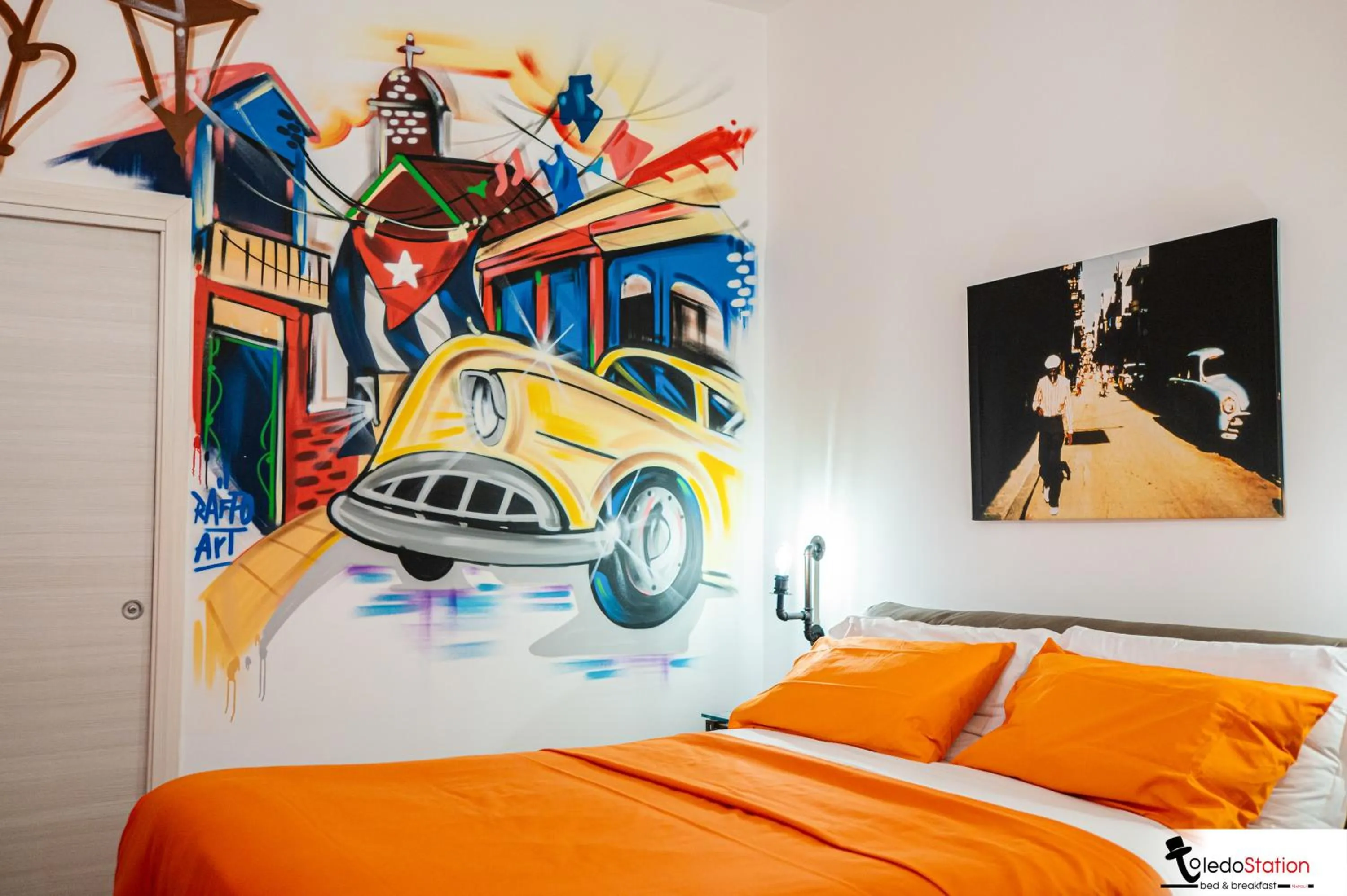 Bed in ToledoStation B&B