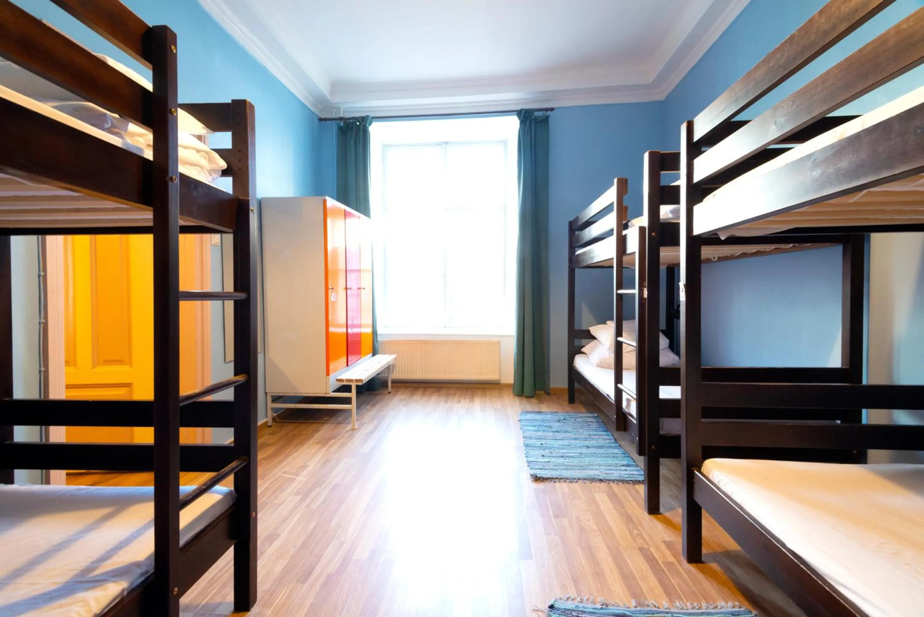 Photo of the whole room, Bed in 16eur - Old Town Munkenhof