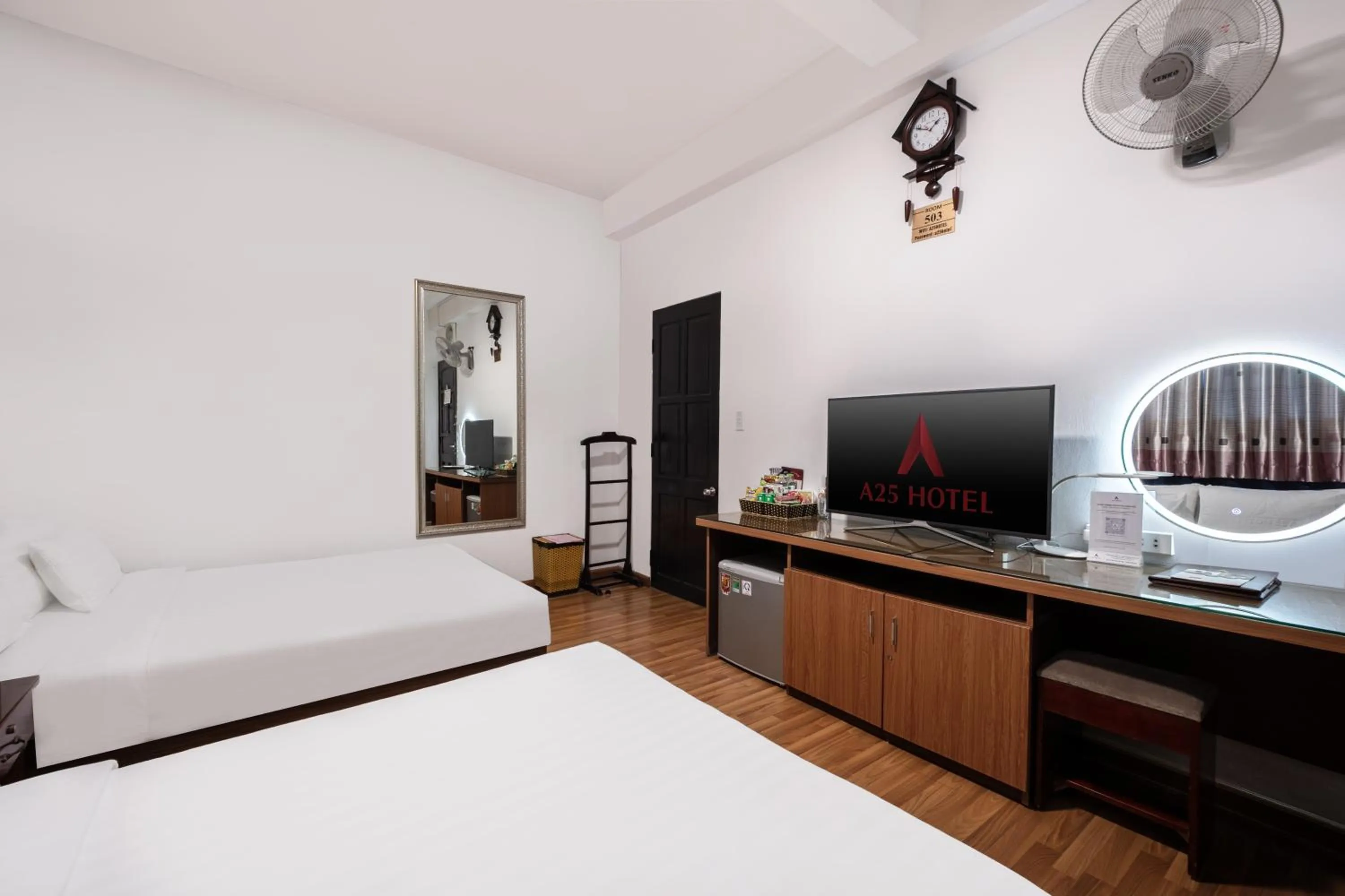 Bed in A25 Hotel - Hoàng Quốc Việt