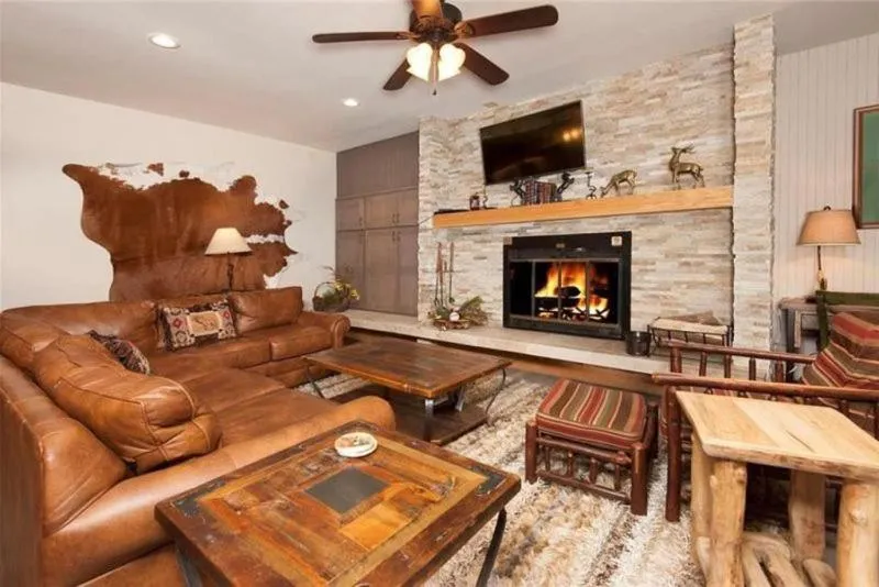 Ski In 2 Bedroom At Chateaux Dumont Keystone