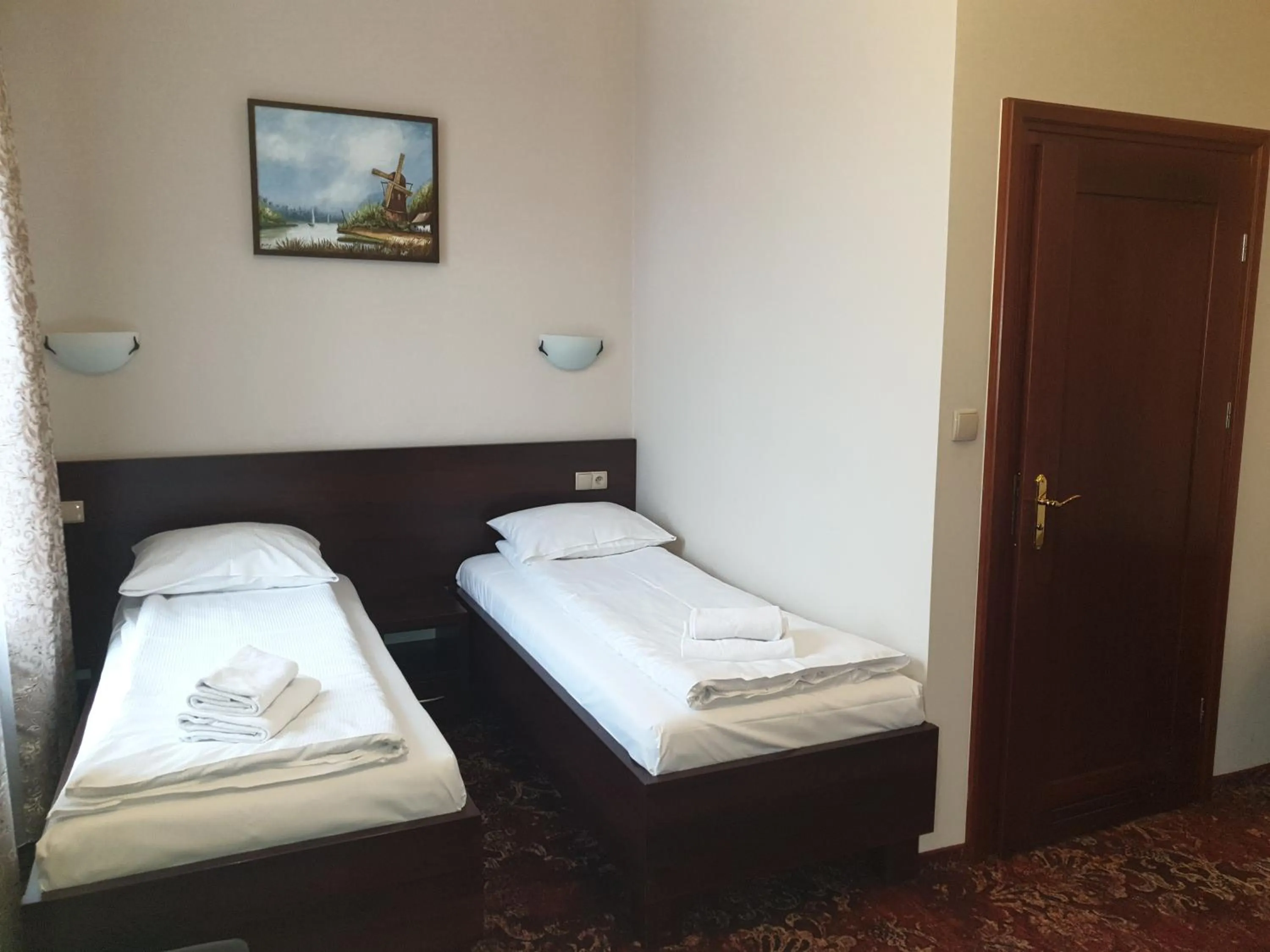 Photo of the whole room, Bed in Hotel Cesarski - Kaiserhof