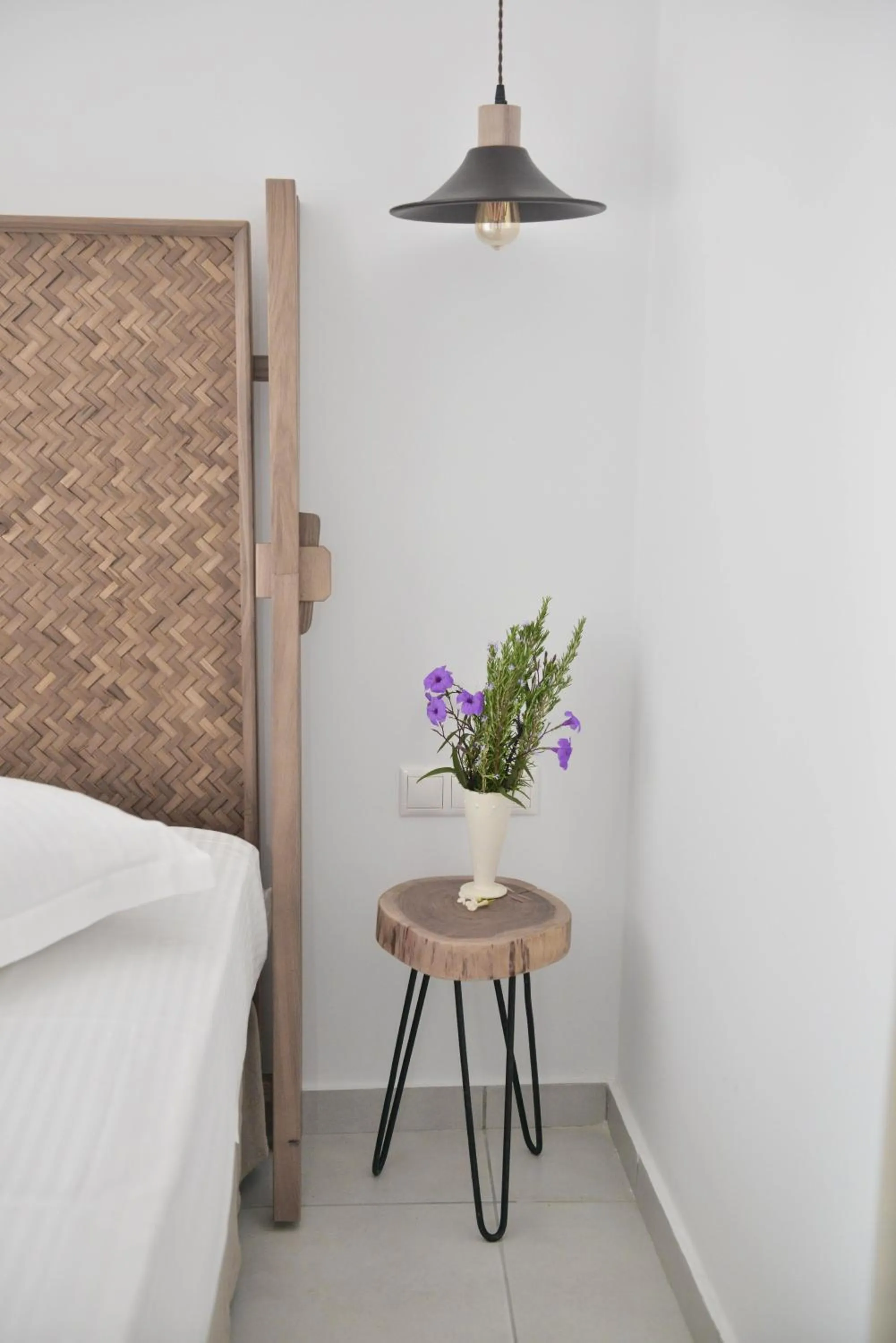 Decorative detail, Bed in Blue Paradise Apartments