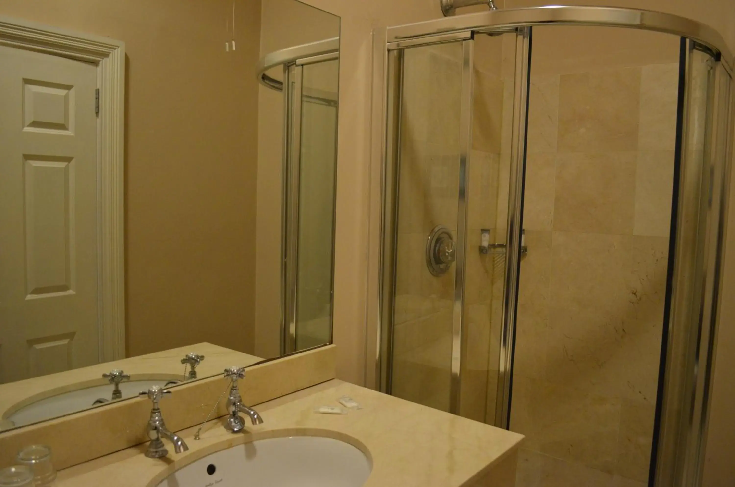 Family Room with Sea View (2 Adults + 1 Child) in The Cliff House Hotel Family Room with Sea View (2 Adults + 1 Child) in The Cliff House Hotel