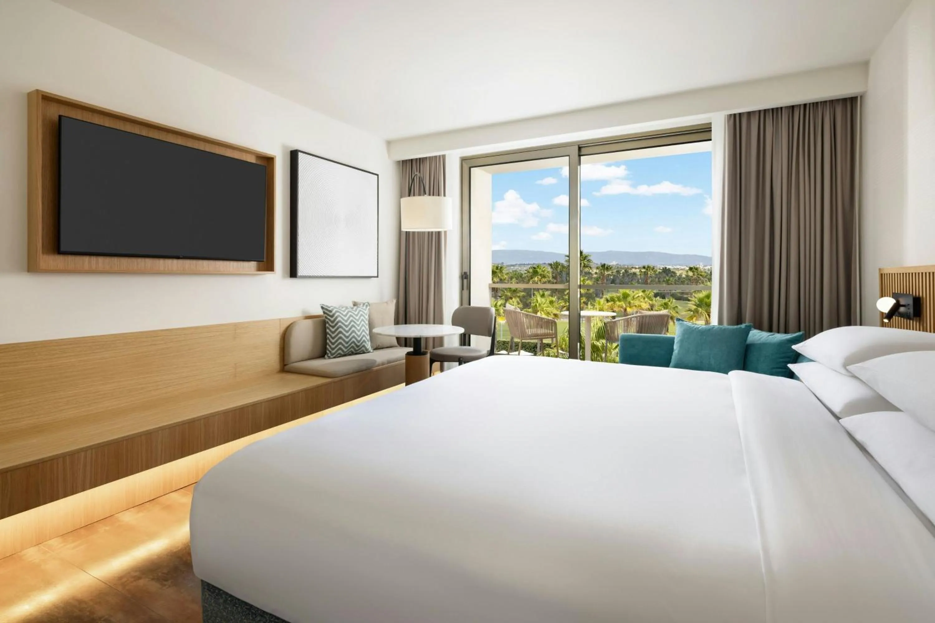 Photo of the whole room, Bed in Algarve Marriott Salgados Golf Resort & Spa