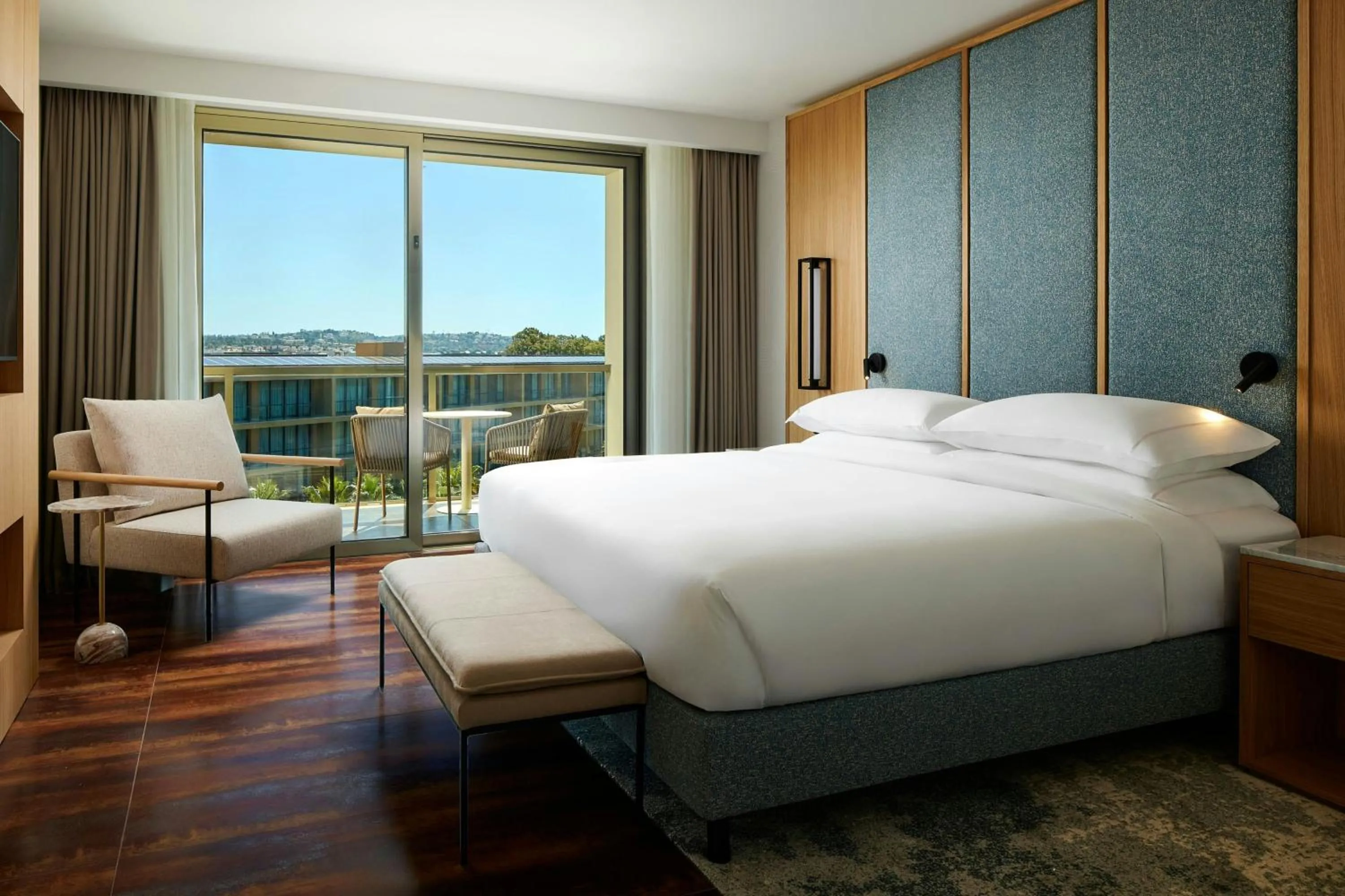 Photo of the whole room, Bed in Algarve Marriott Salgados Golf Resort & Spa