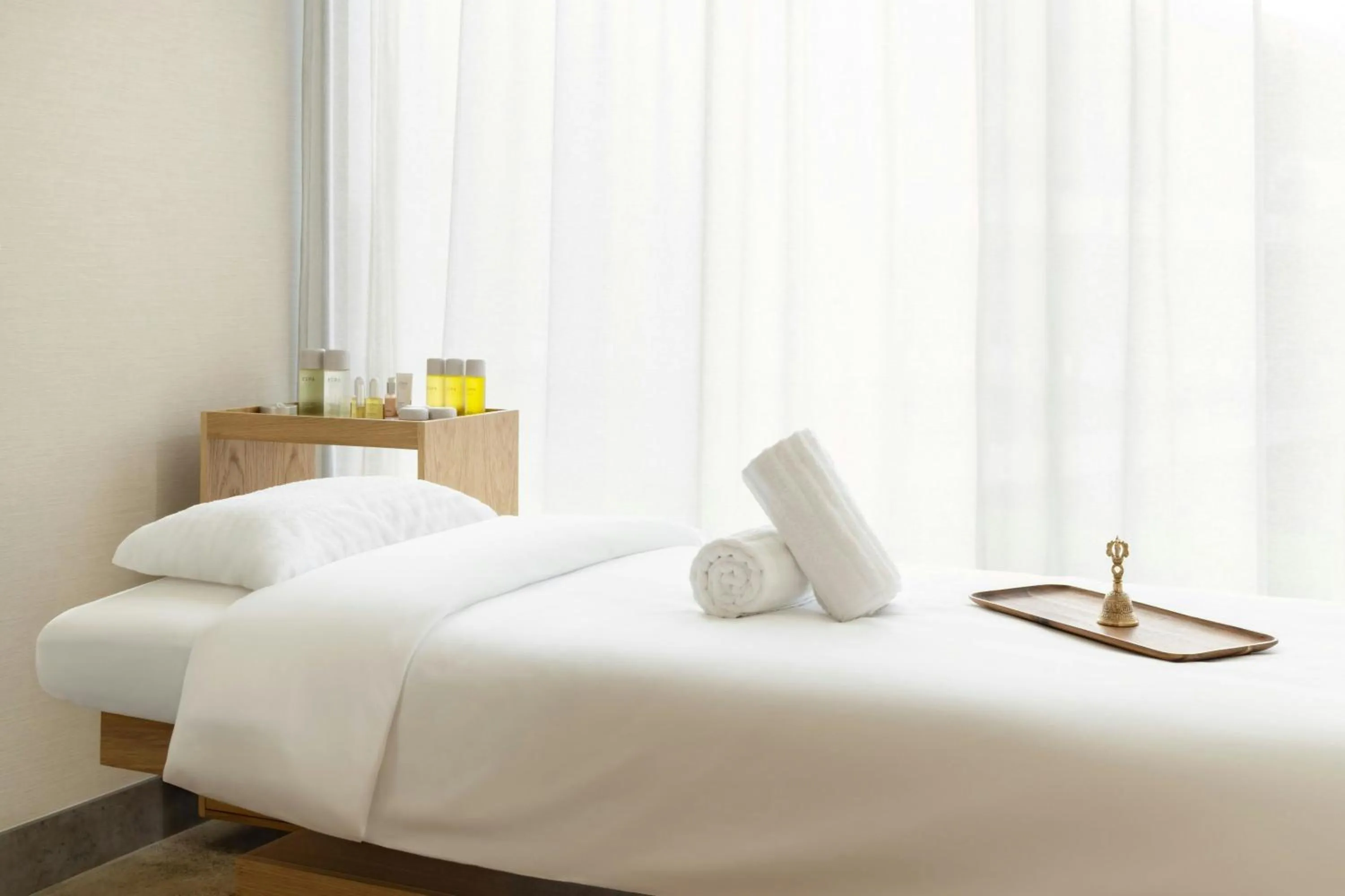 Spa and wellness centre/facilities, Bed in The Westin Salgados Beach Resort, Algarve