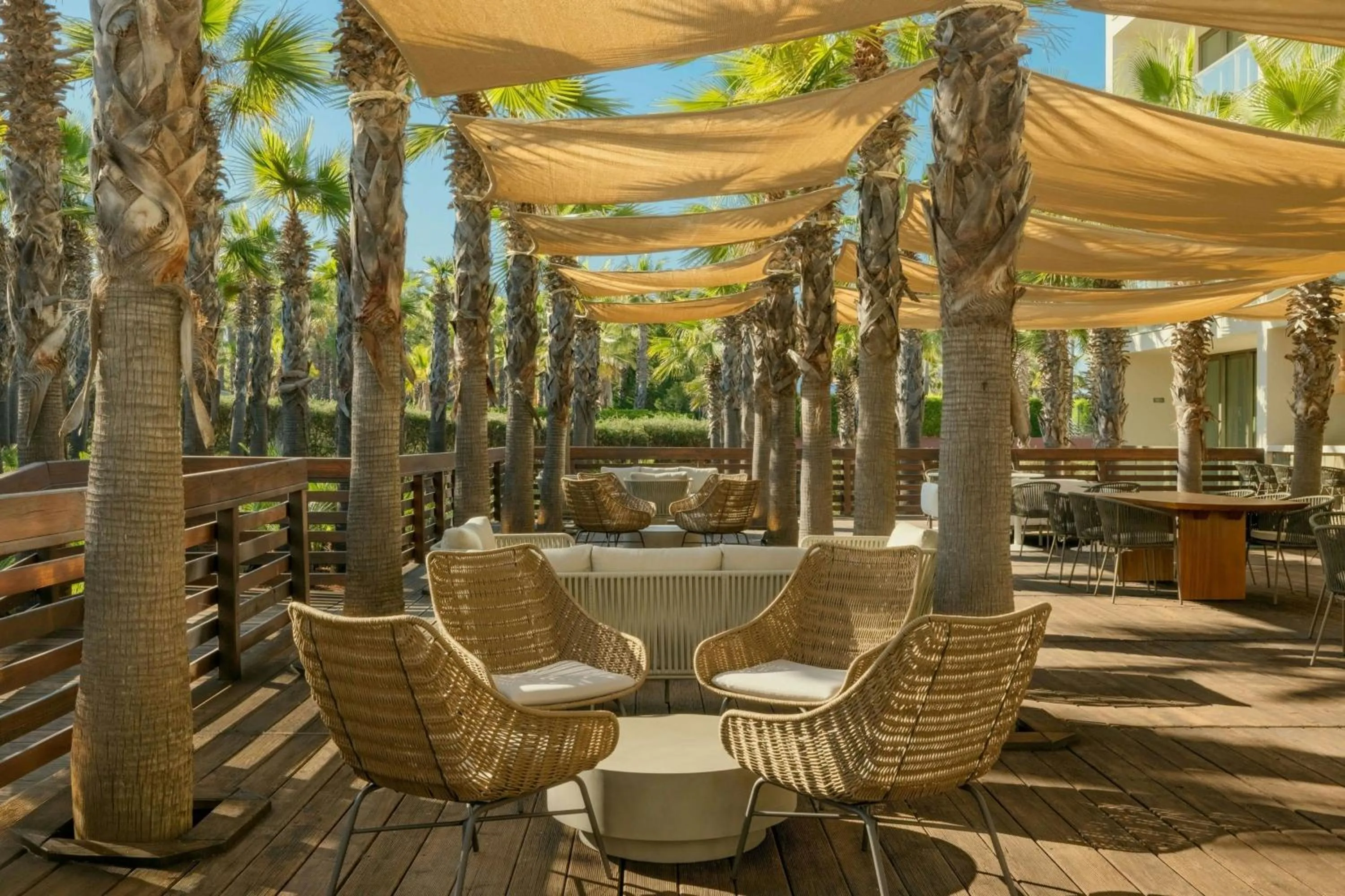 Lounge or bar in The Westin Salgados Beach Resort, Algarve