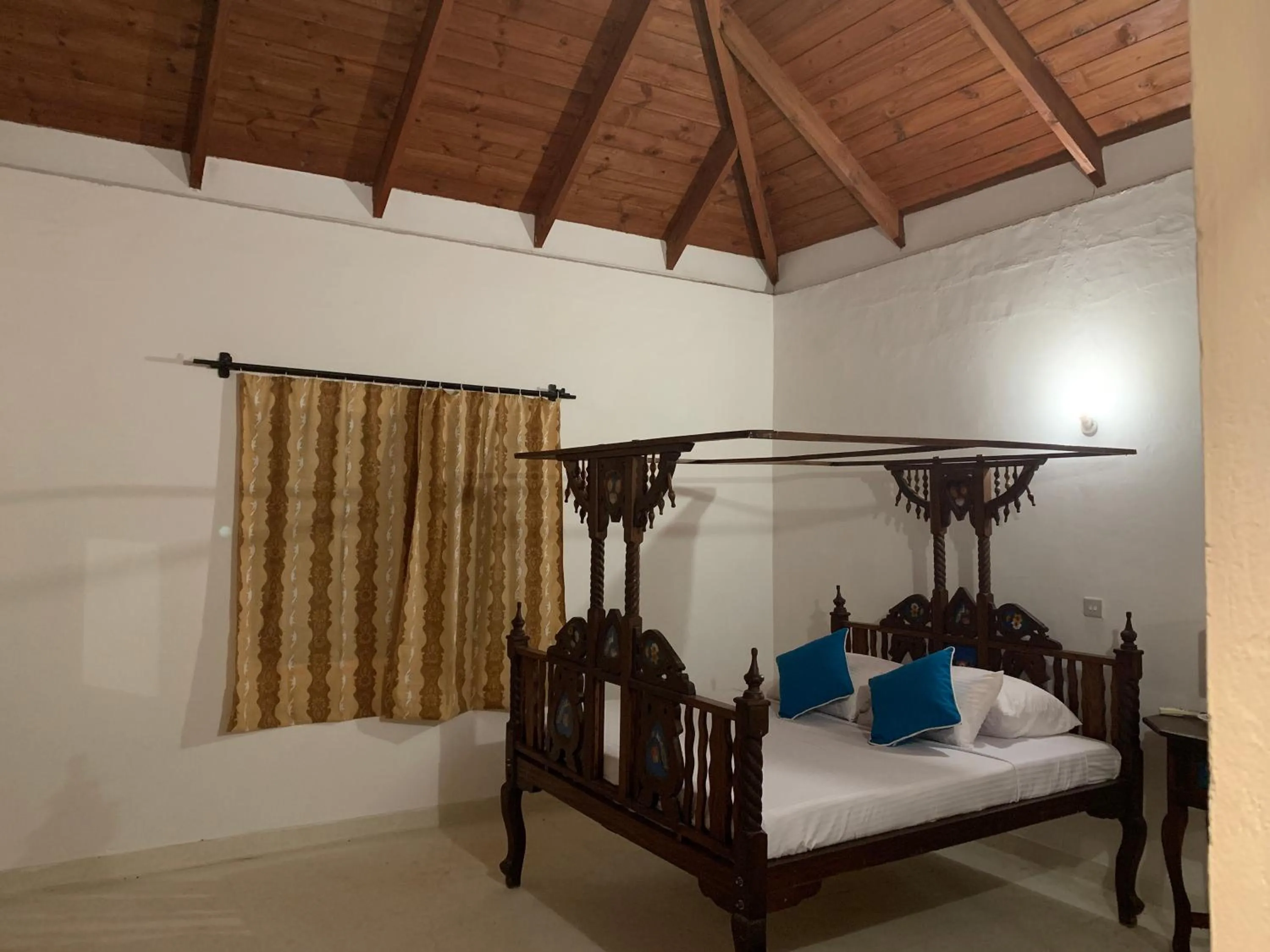 Bed in Villa Ameera Malindi