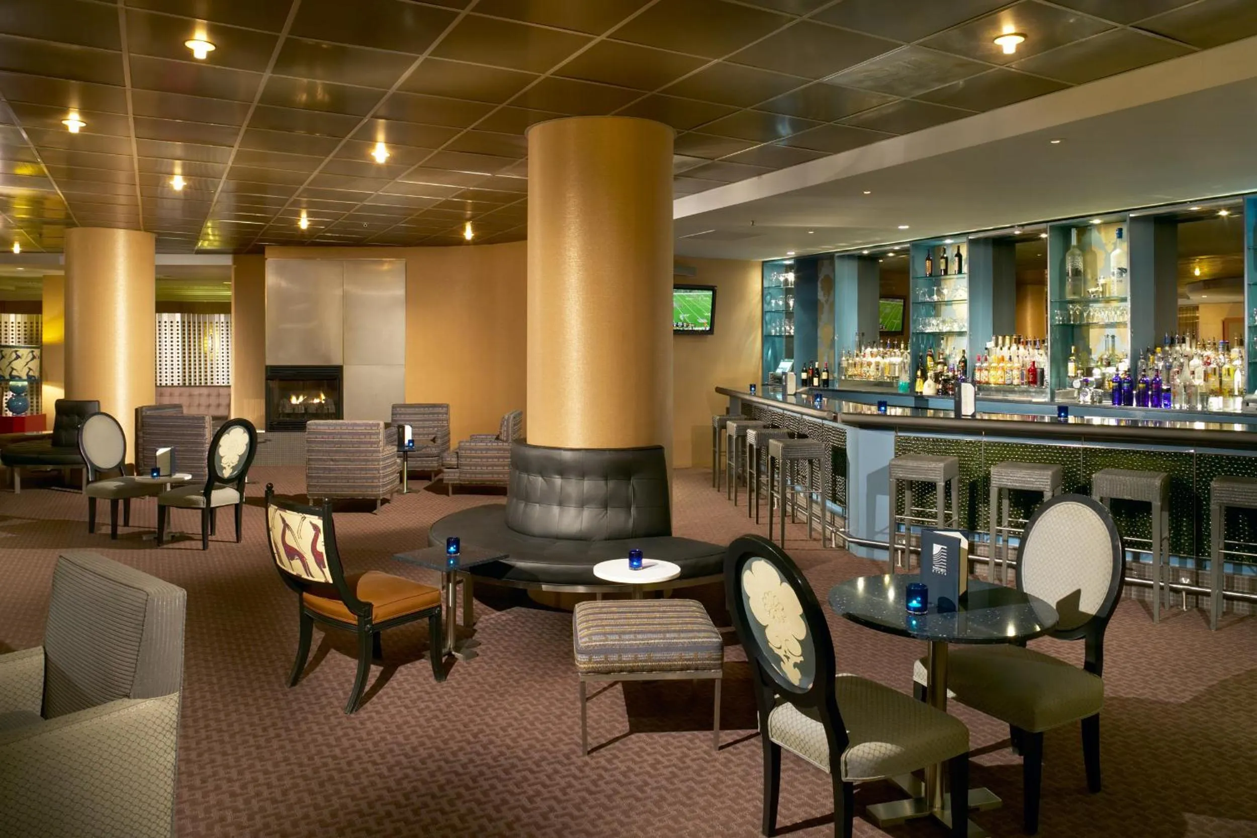 Lounge or bar in Washington Plaza Hotel