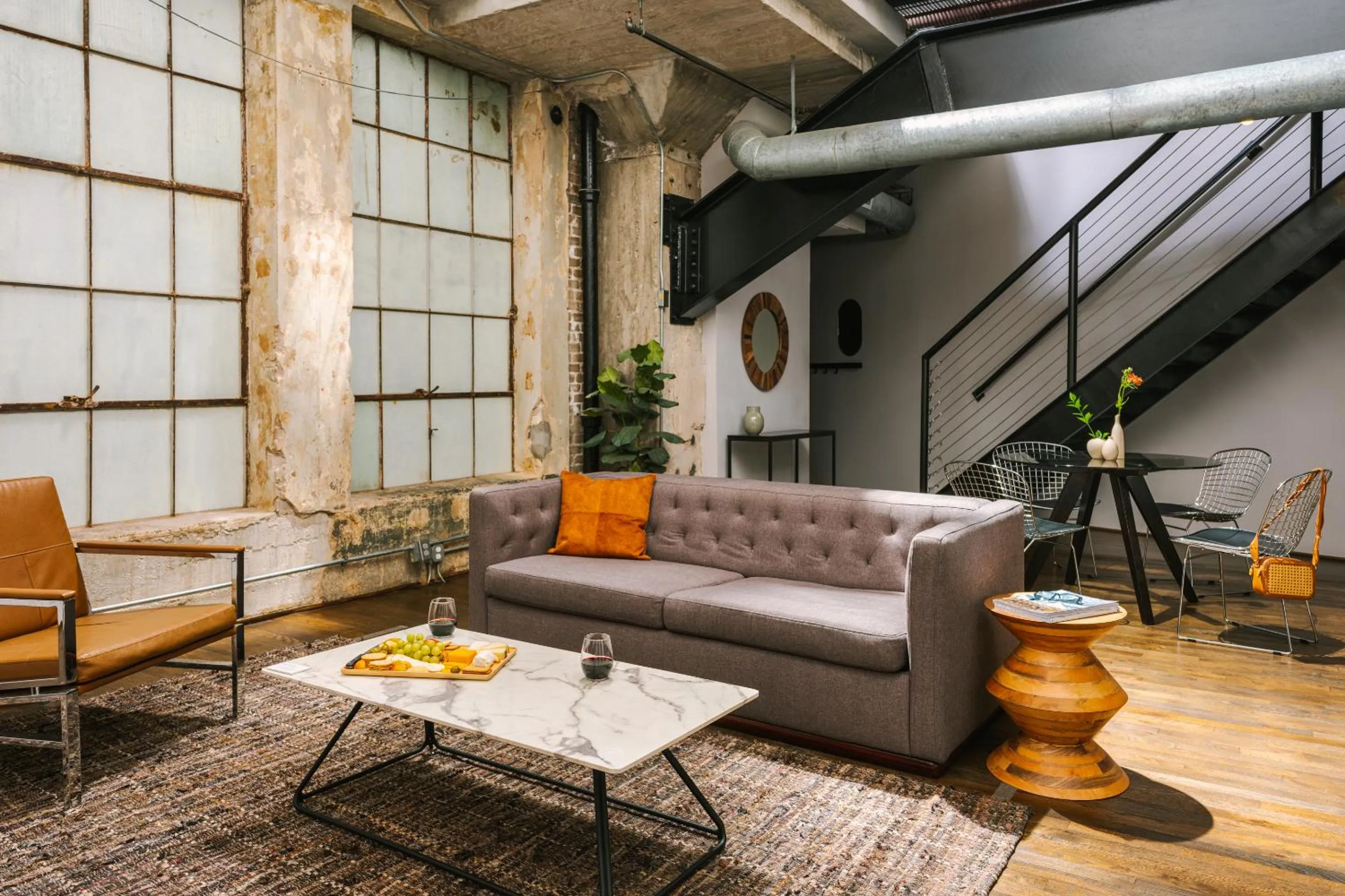 Living room in Sonder The Hogg Palace