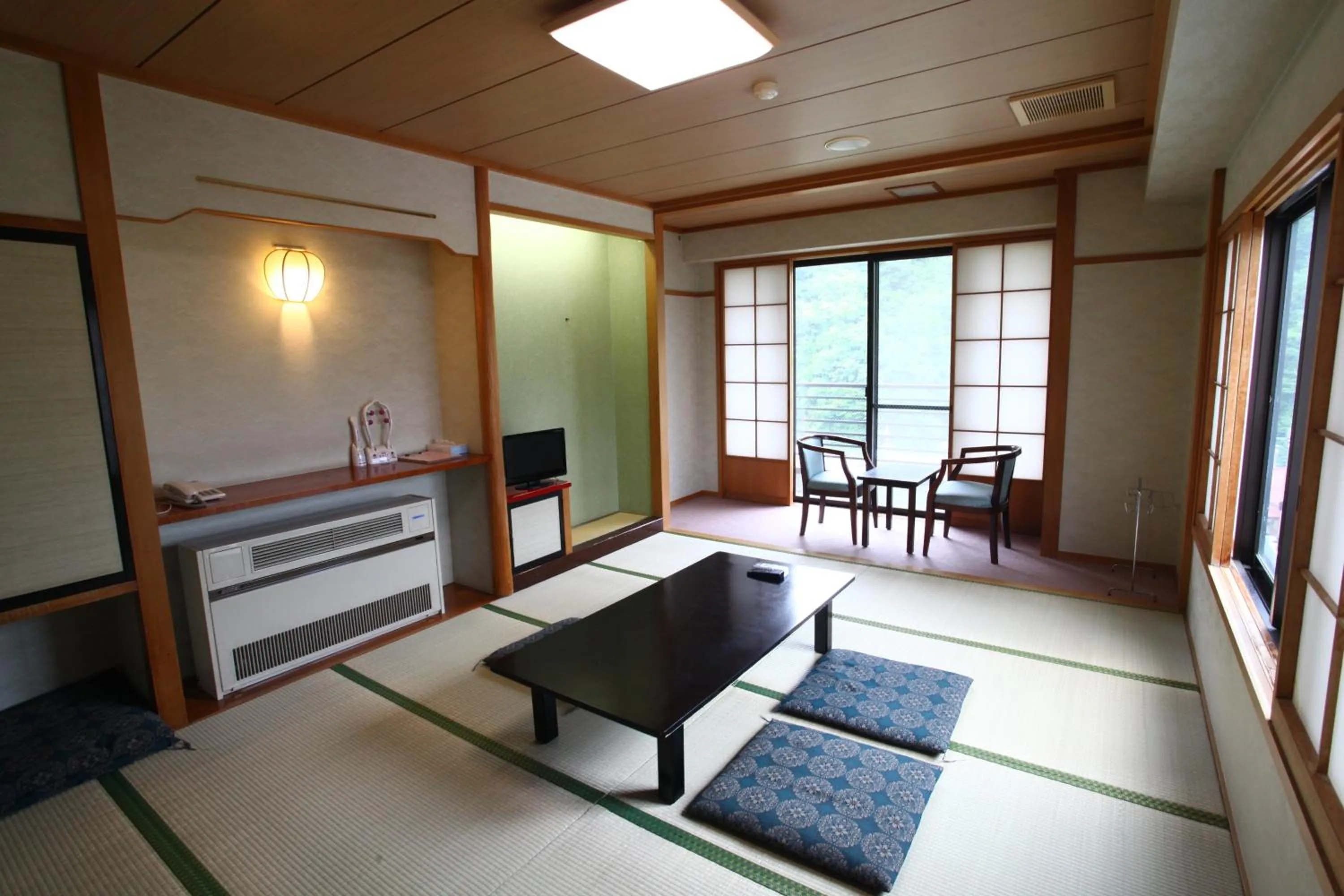 Photo of the whole room in Shiobara Onsen Hotel Ohruri