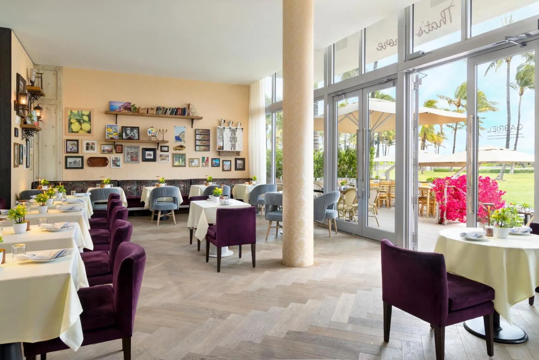 Restaurant/places to eat in Park Central South Beach