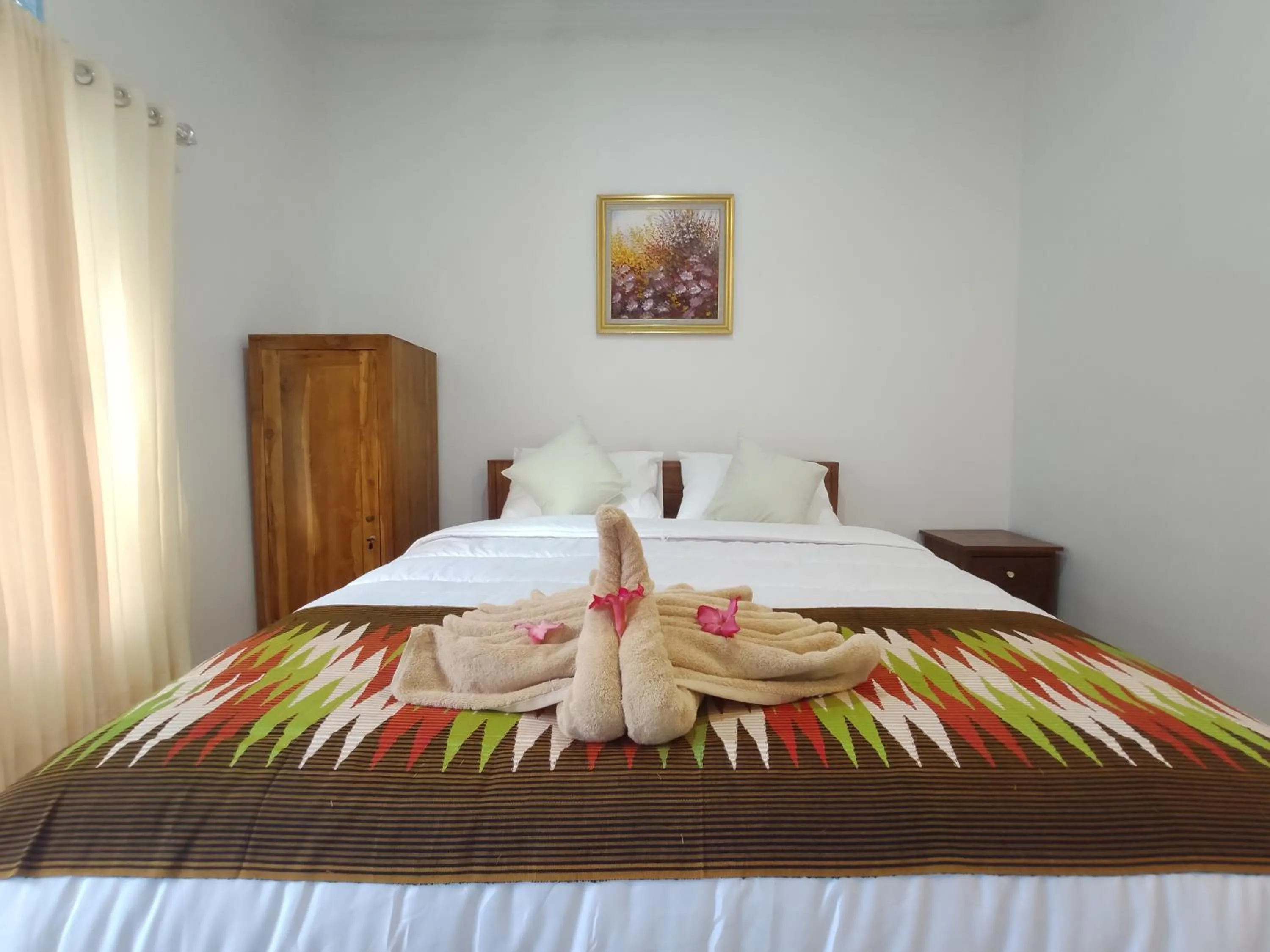 Photo of the whole room, Bed in Gedhong Hostel