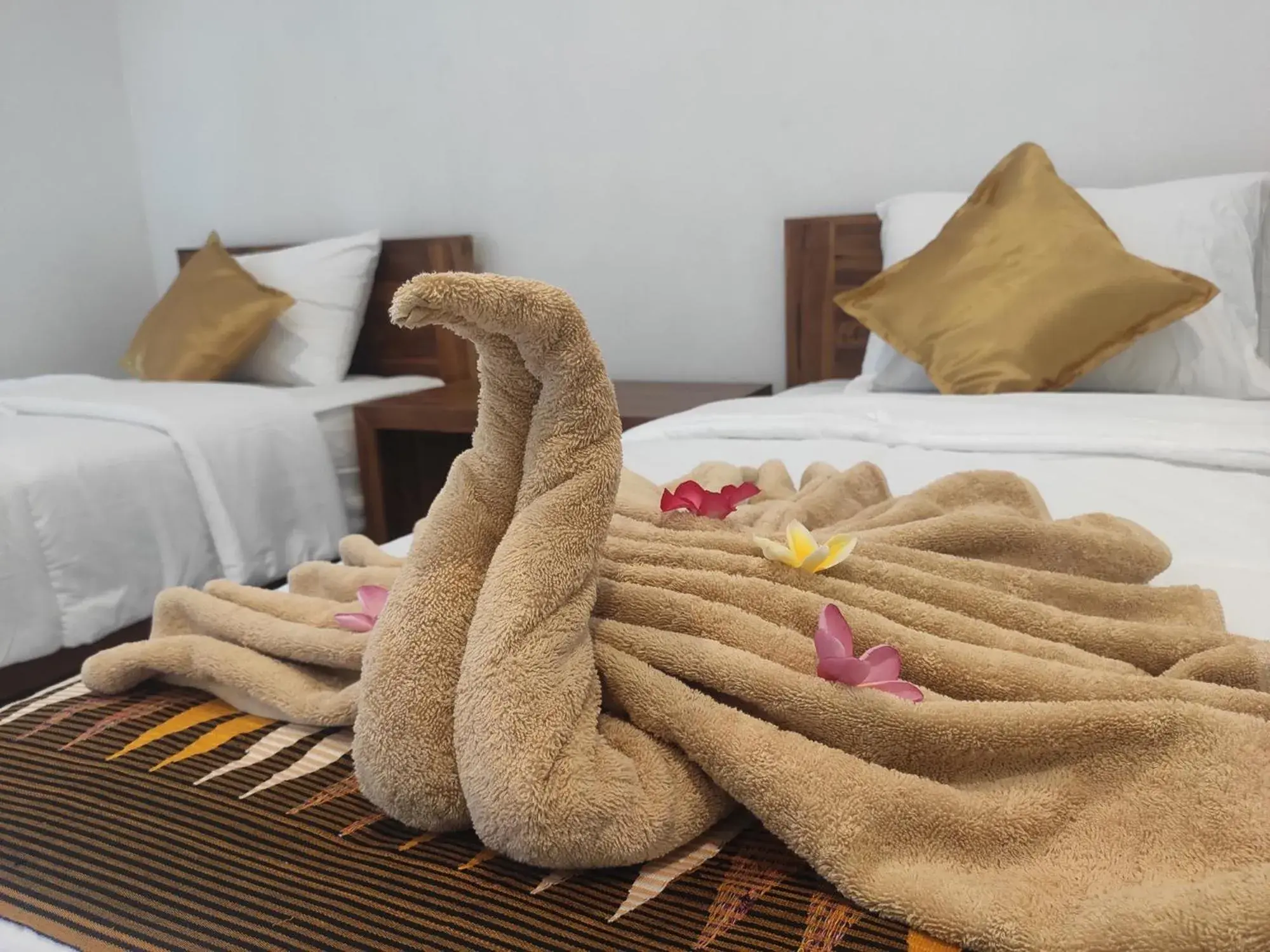 Deluxe Double Room in Gedhong Hostel Deluxe Double Room in Gedhong Hostel