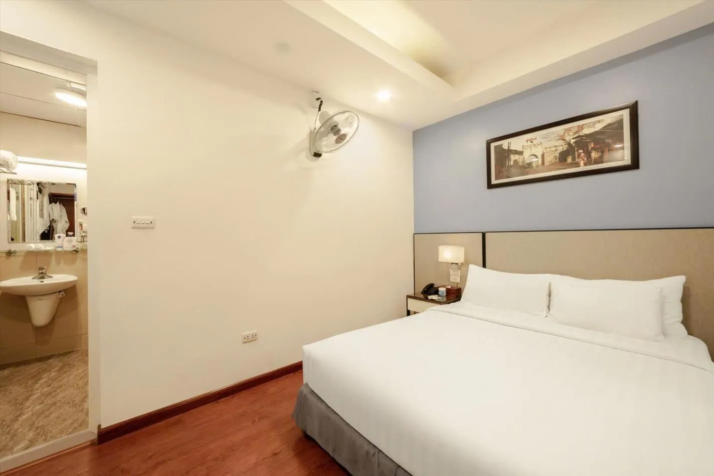 Bed in A25 Hotel - 46 Châu Long