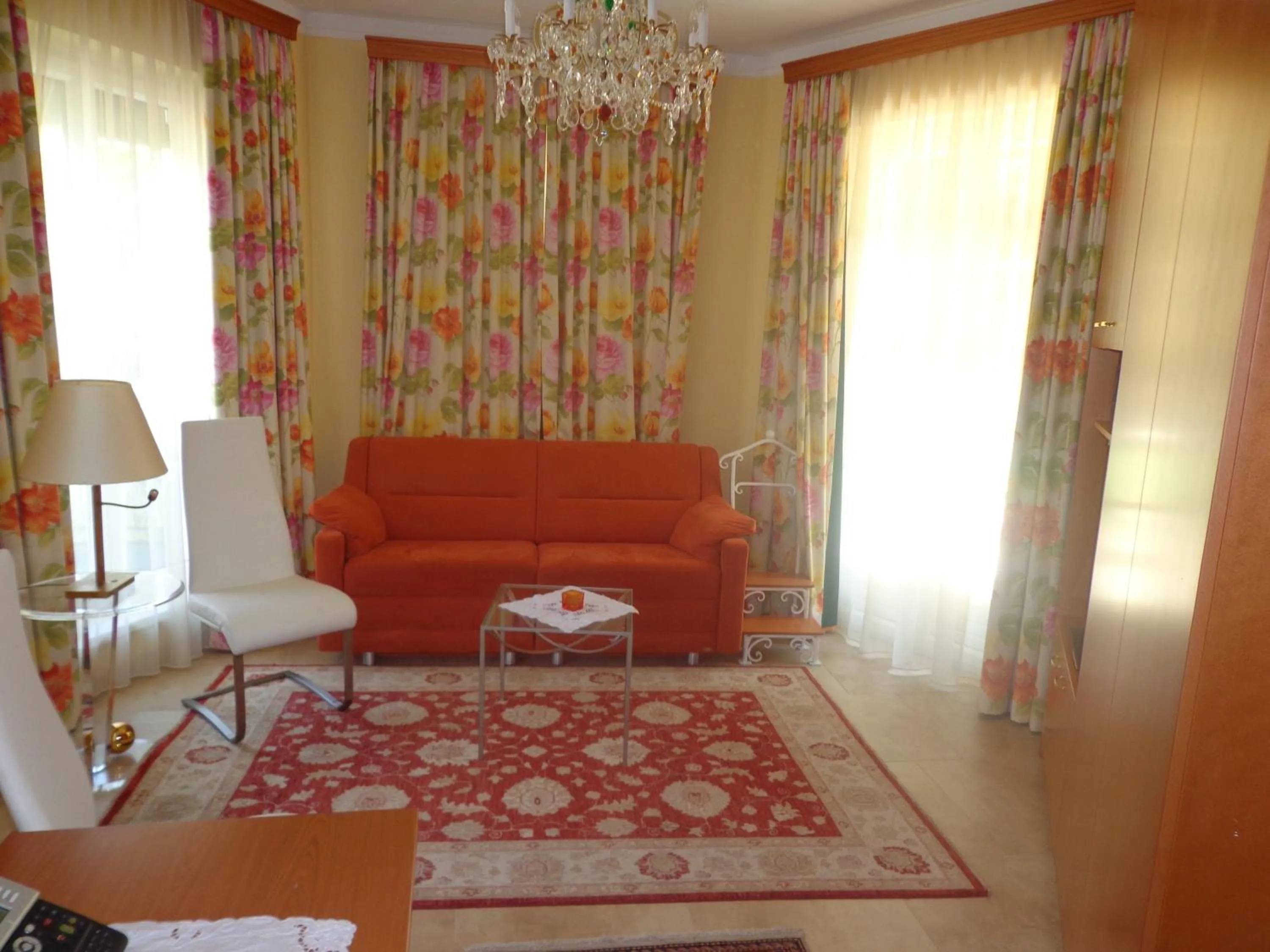 Living room in Hans Mauracher Schlössl