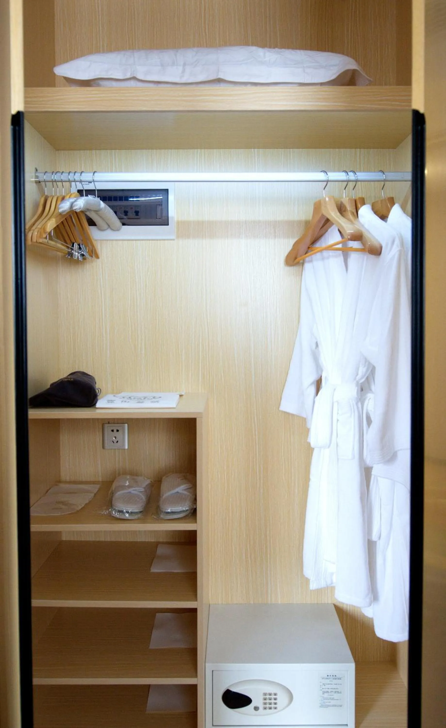 Area and facilities in Guangzhou Seaman Hotel-Line 2 JiangNanXi Station