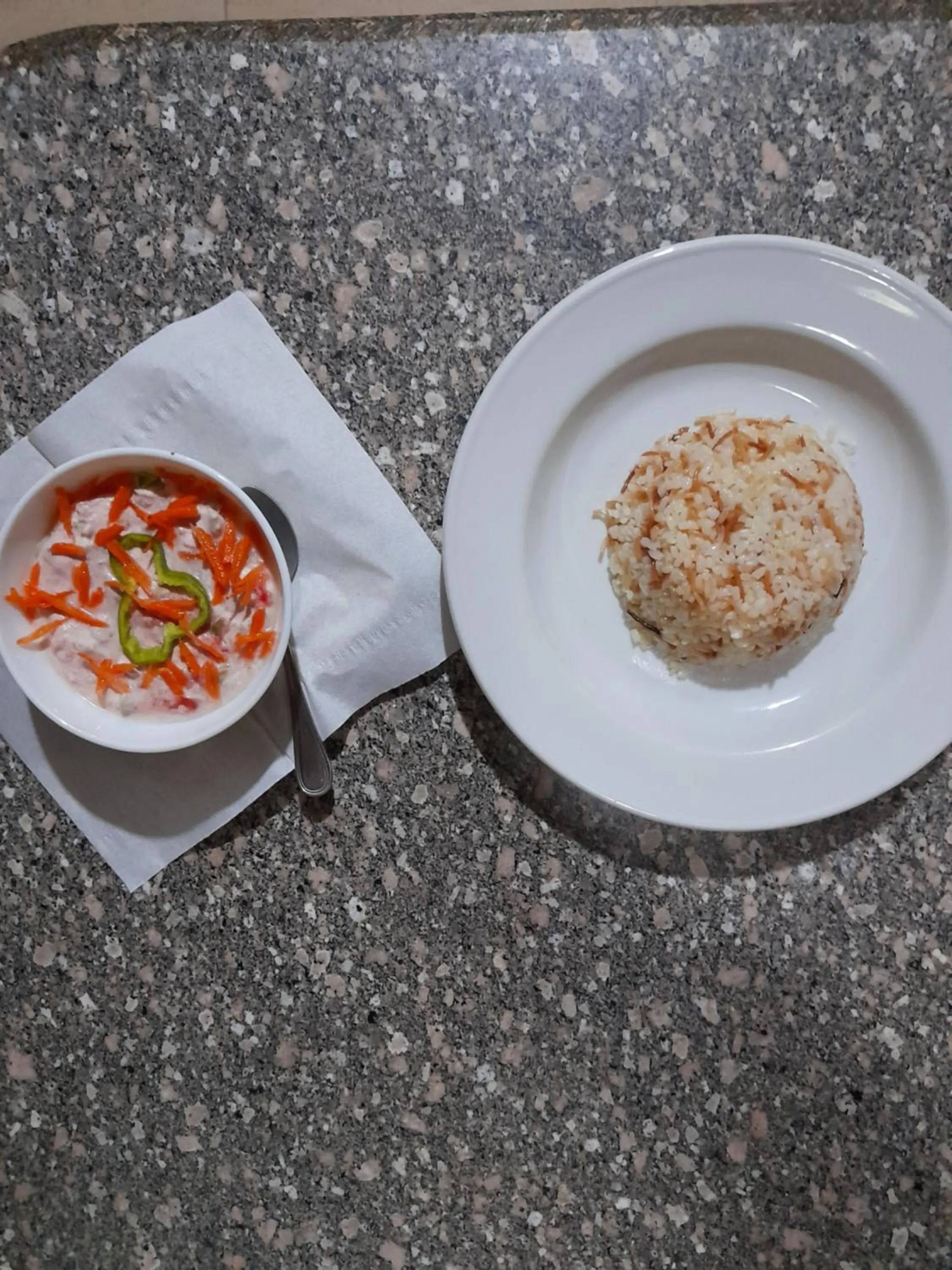 Food and drinks in Pharaohs Hotel