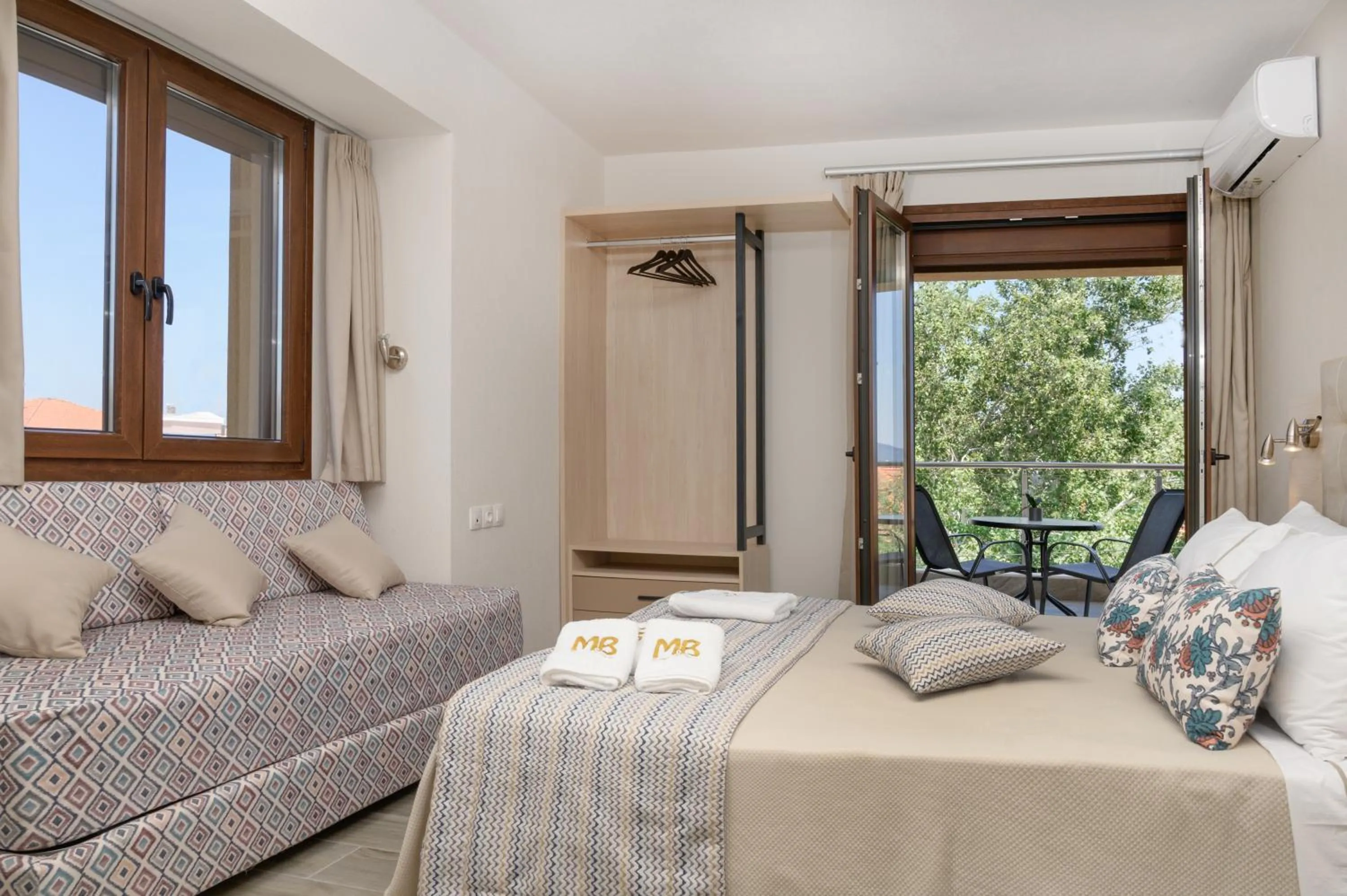 Photo of the whole room, Bed in M&B boutique apartments