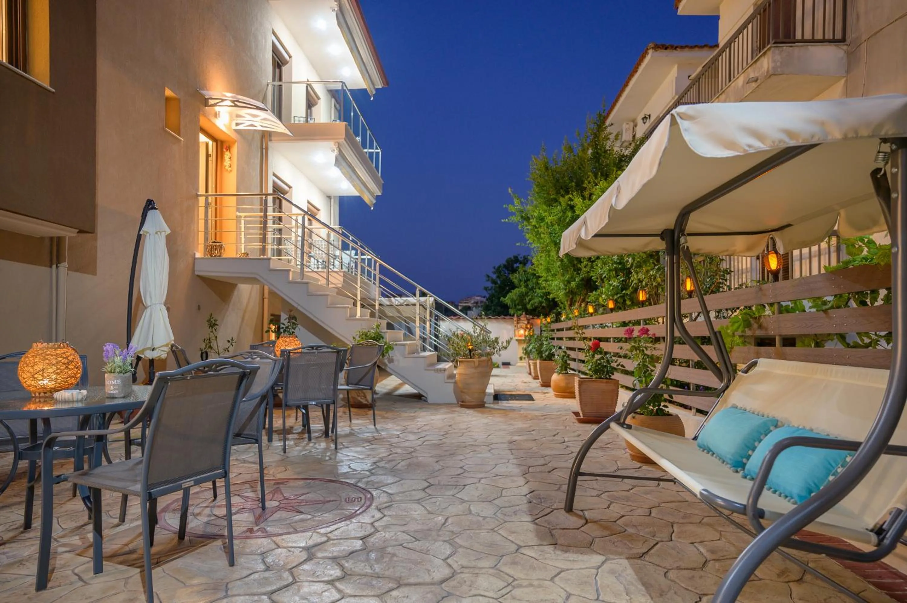 Patio in M&B boutique apartments