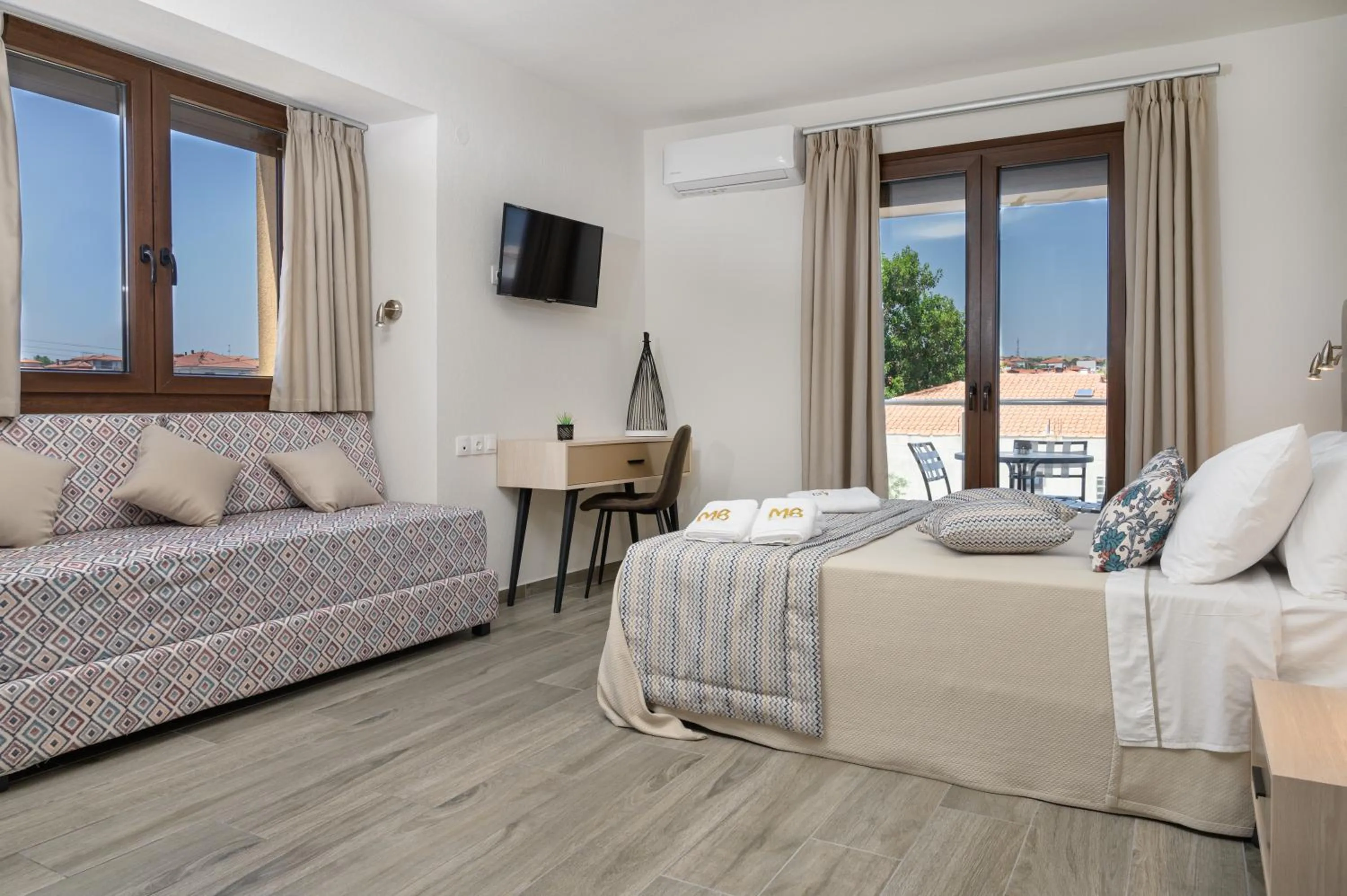 Photo of the whole room, Bed in M&B boutique apartments