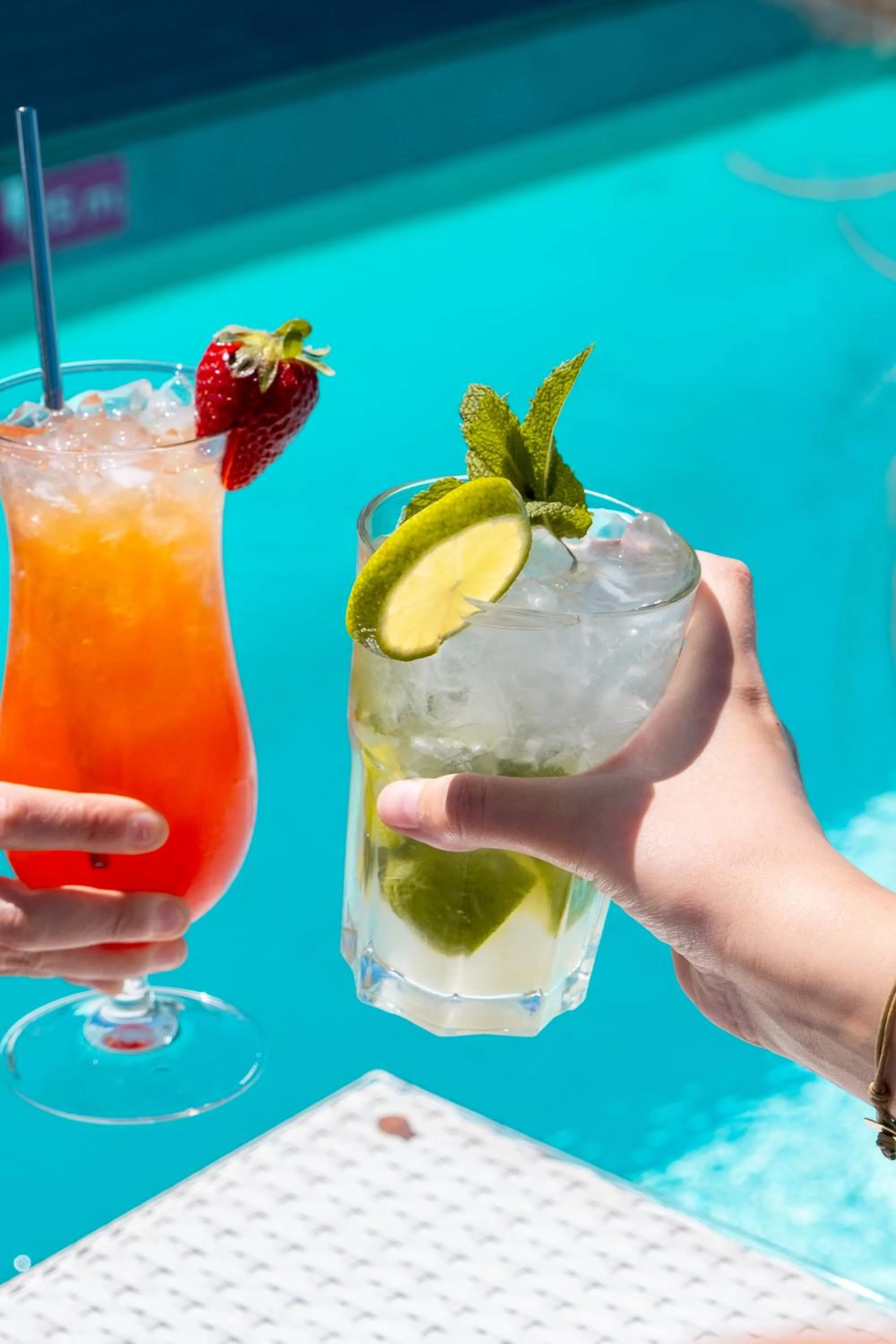 Swimming pool in Onmood Cala Ratjada - Bed & Brunch