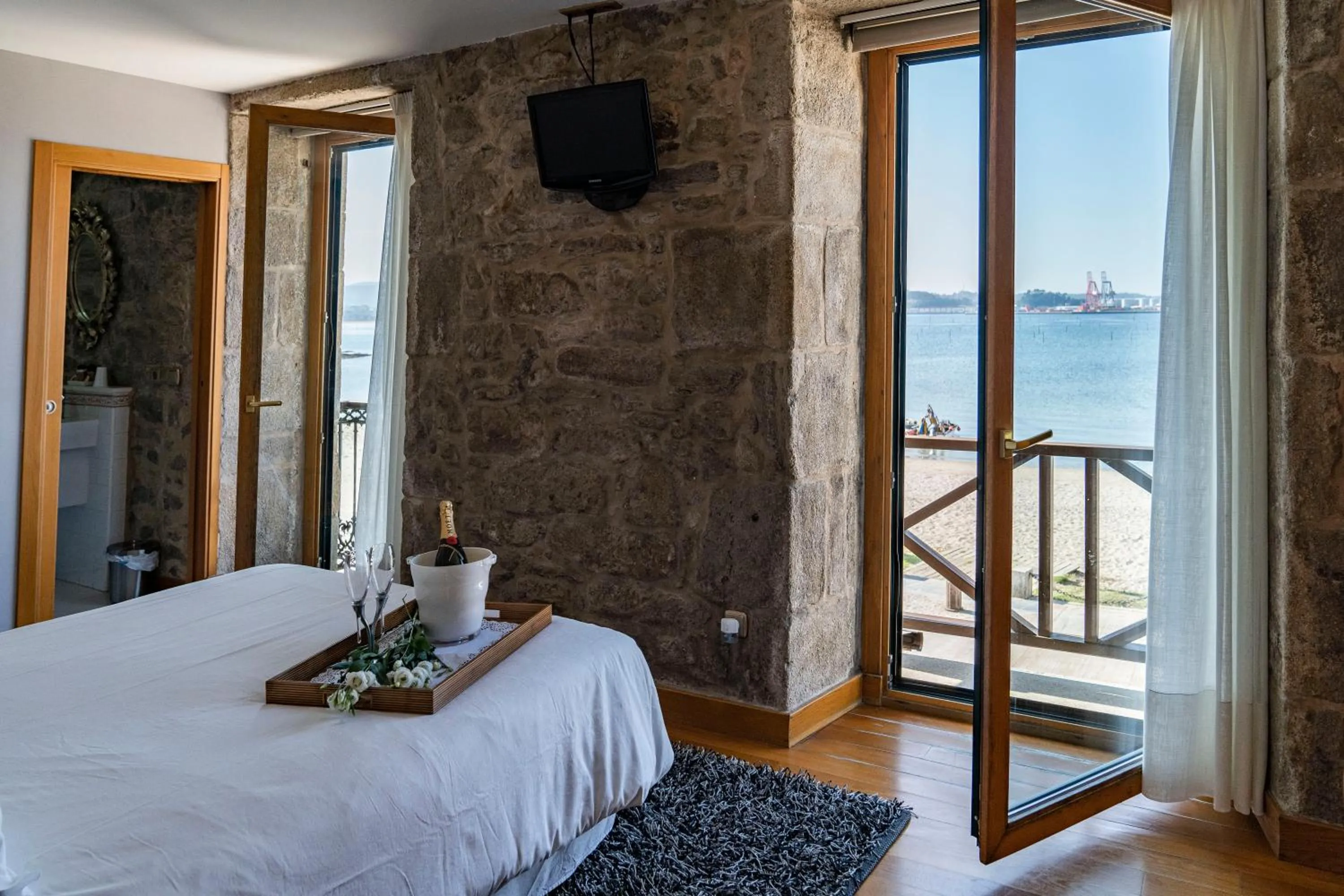 Sea view, Bed in A Esmorga-Posada del Mar