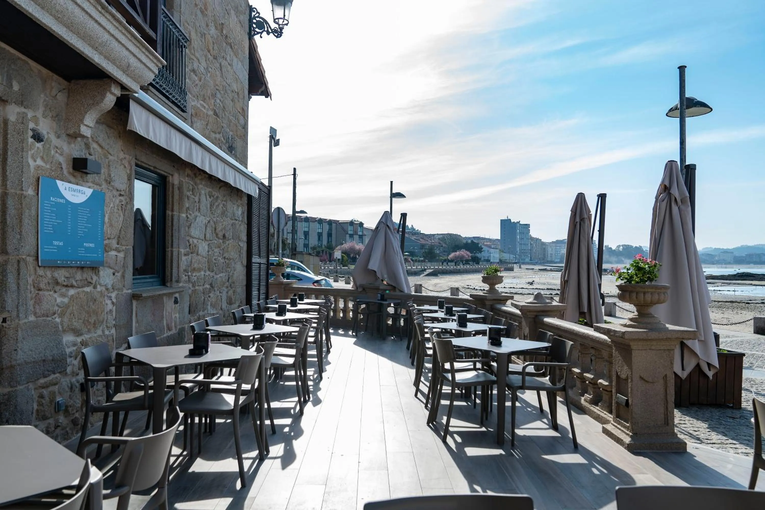 Restaurant/places to eat in A Esmorga-Posada del Mar