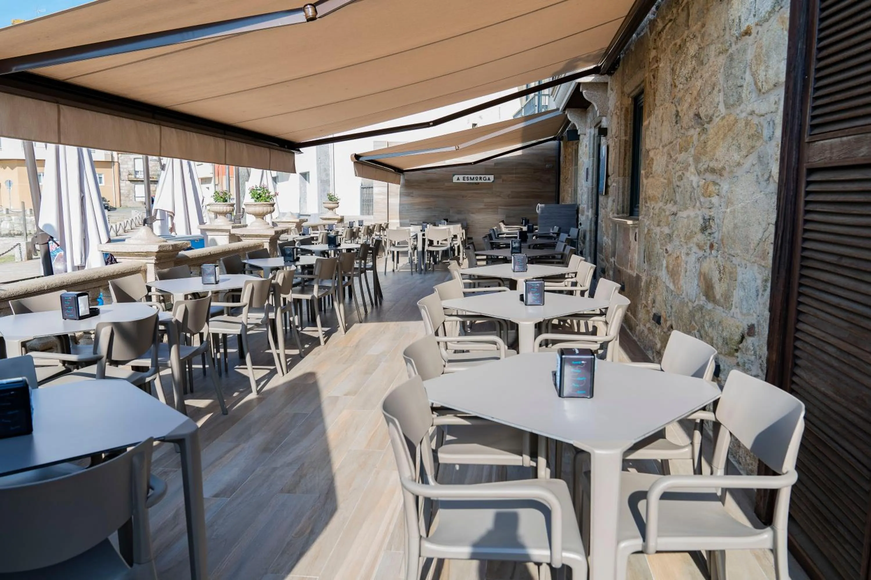 Restaurant/places to eat in A Esmorga-Posada del Mar