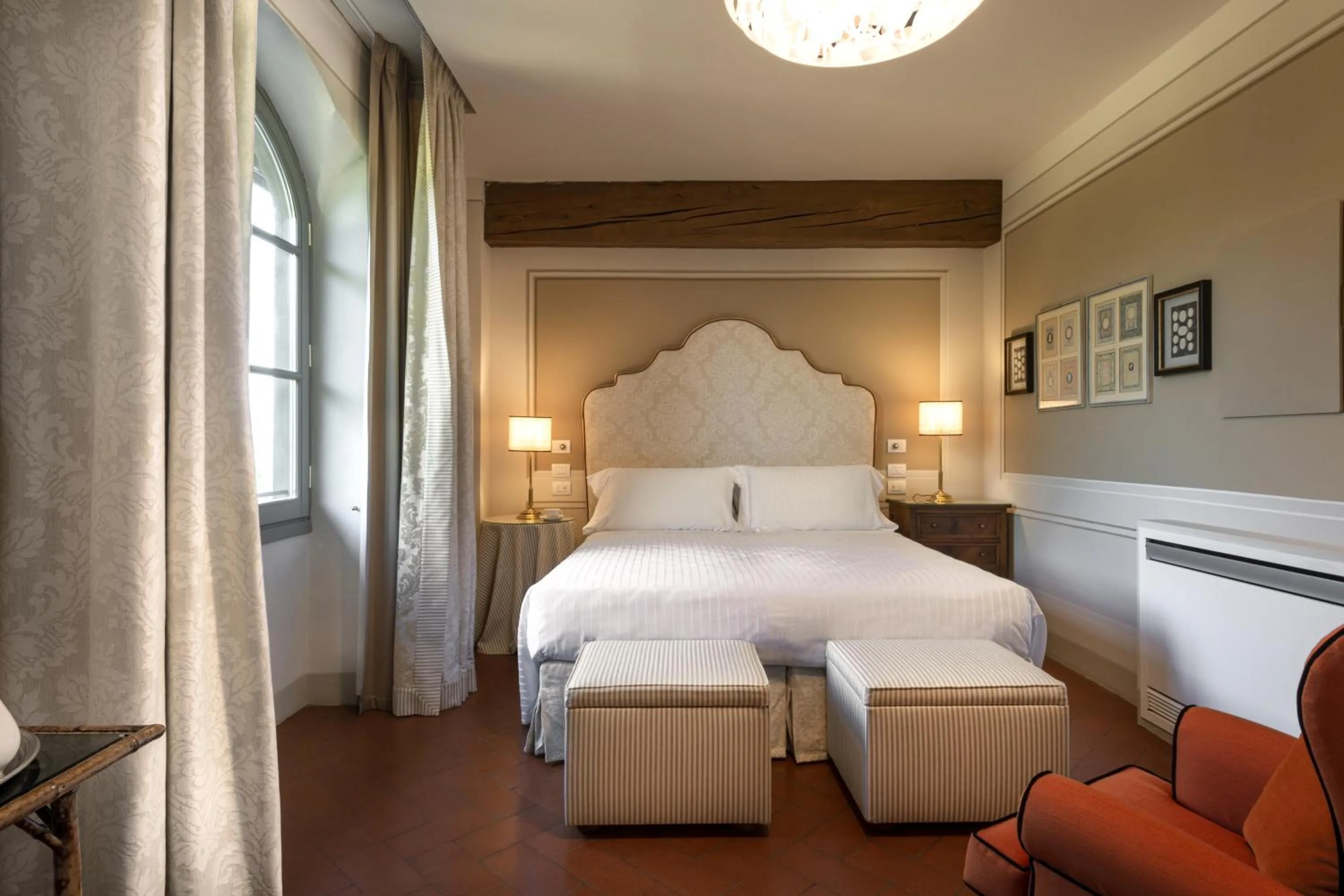 Photo of the whole room, Bed in Torre a Cona Wine Estate