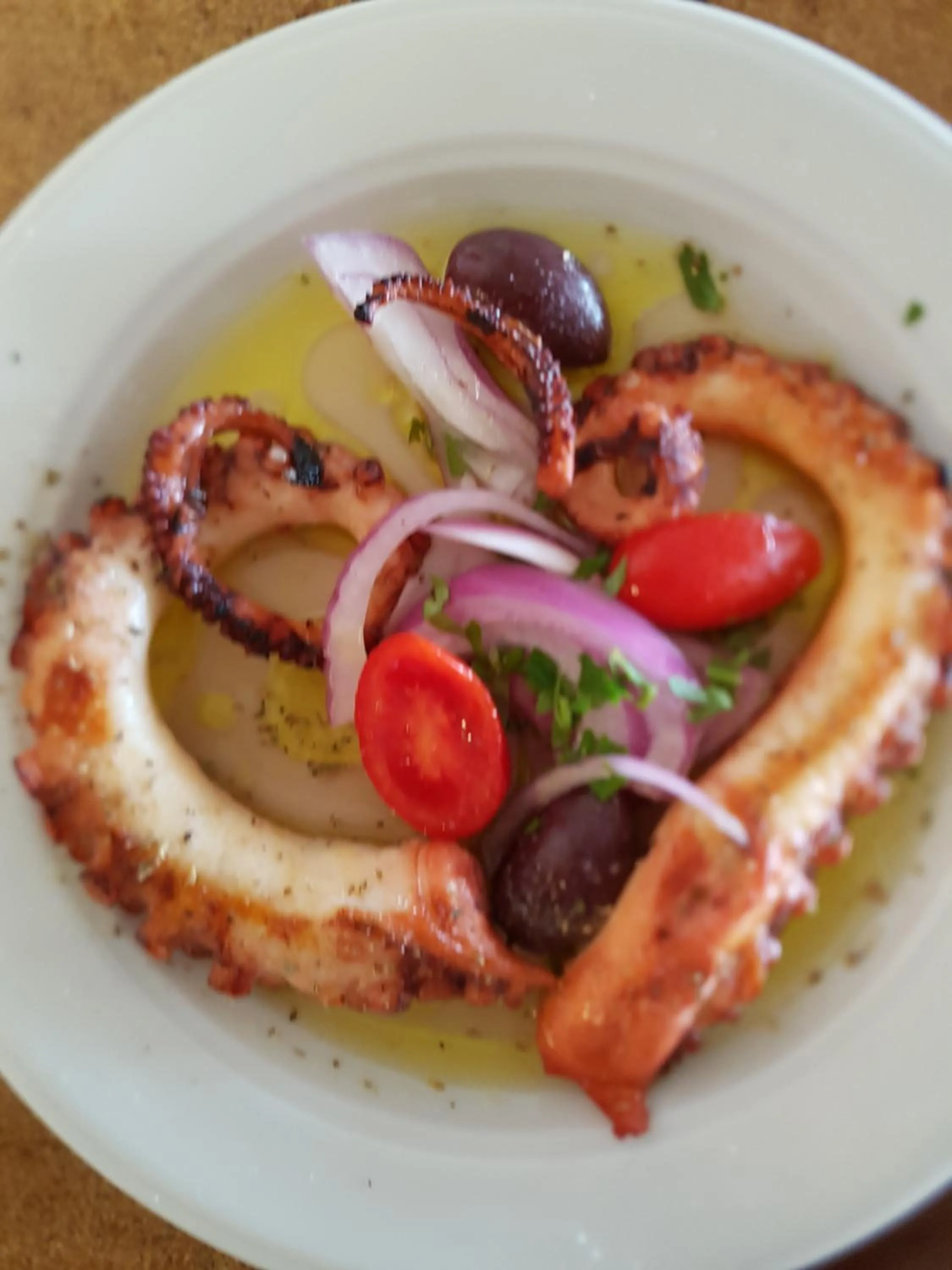 Restaurant/places to eat in Hotel Nautilos