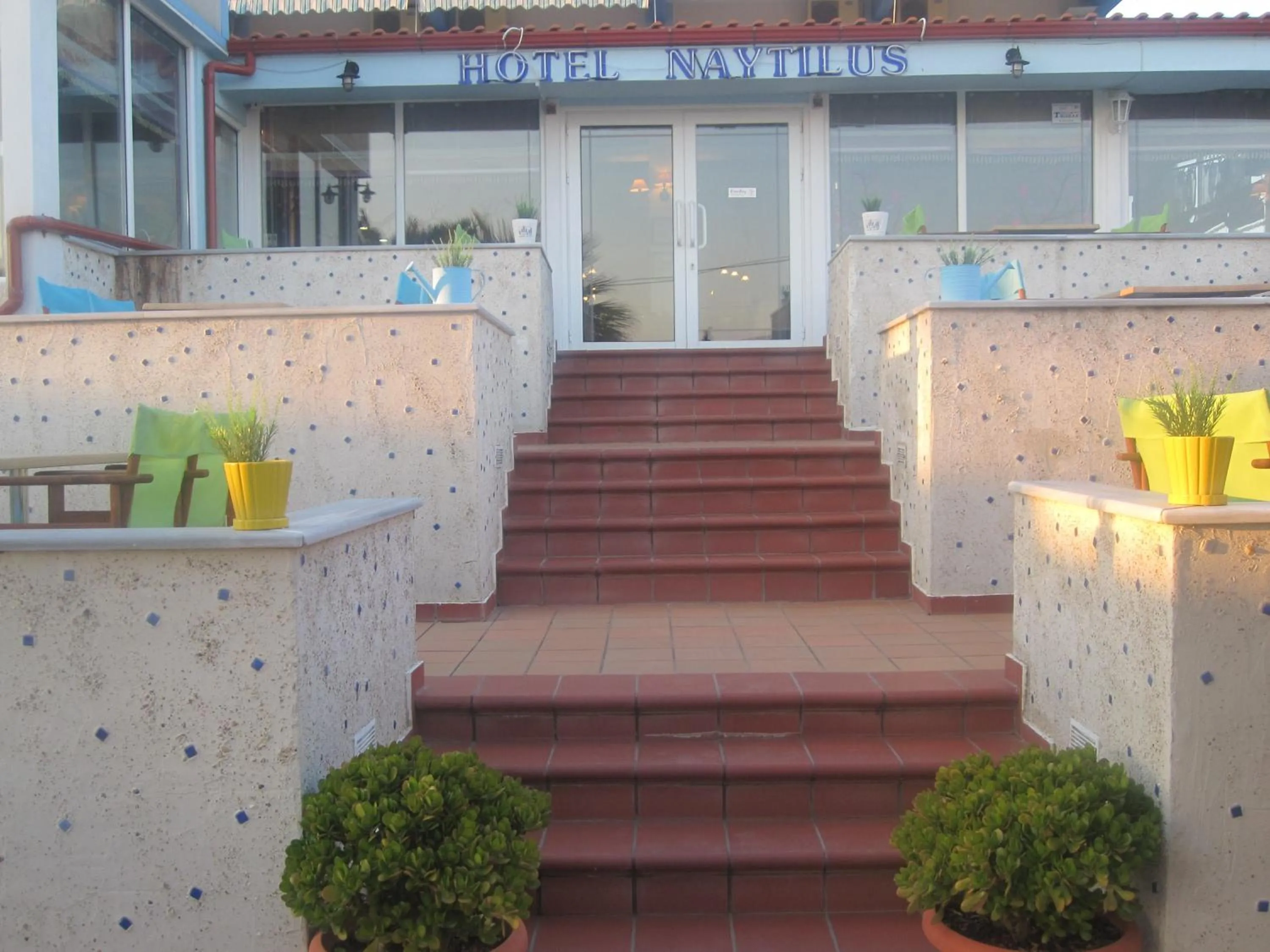 Facade/entrance in Hotel Nautilos