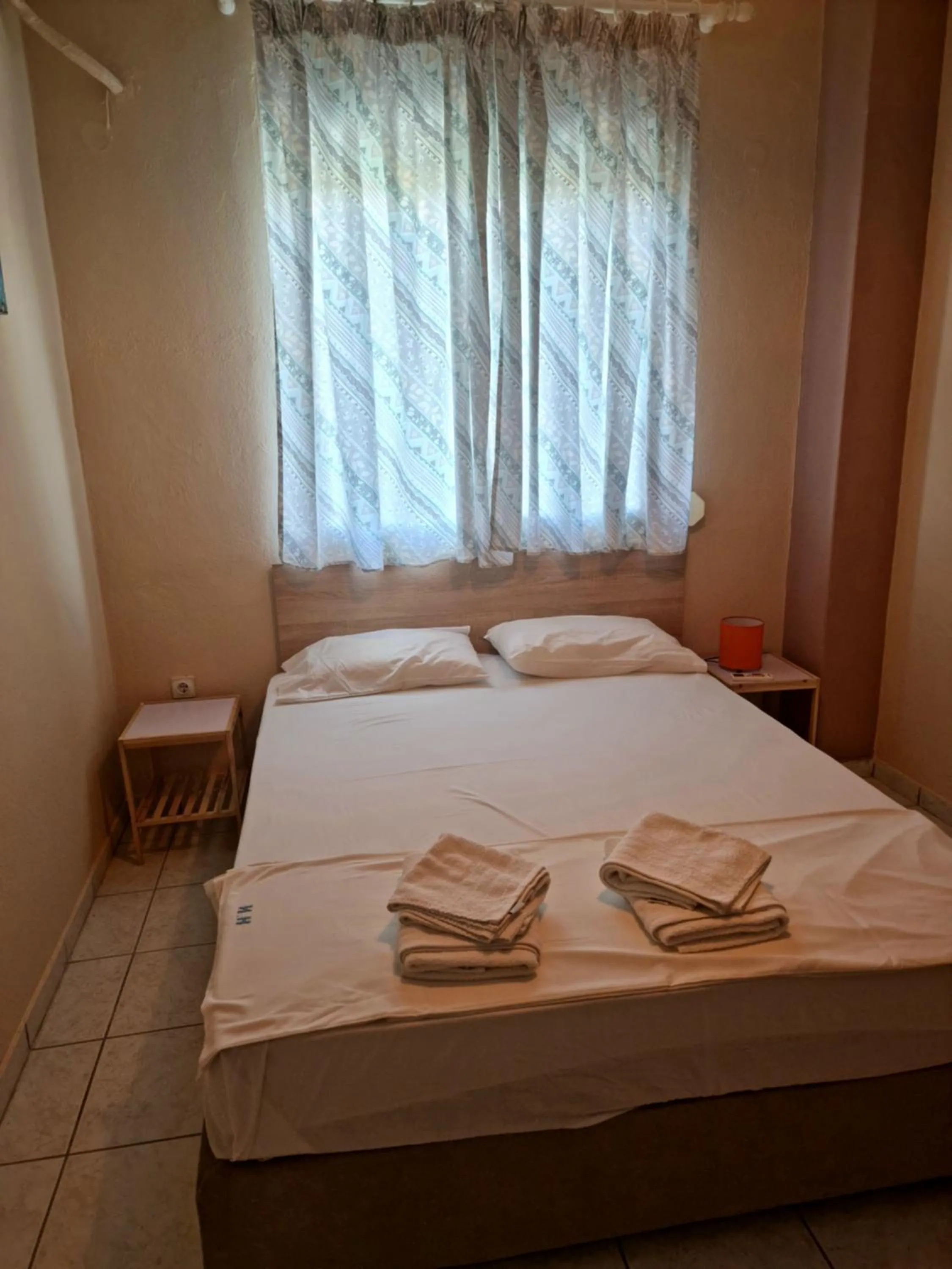 Bedroom, Bed in Hotel Nautilos