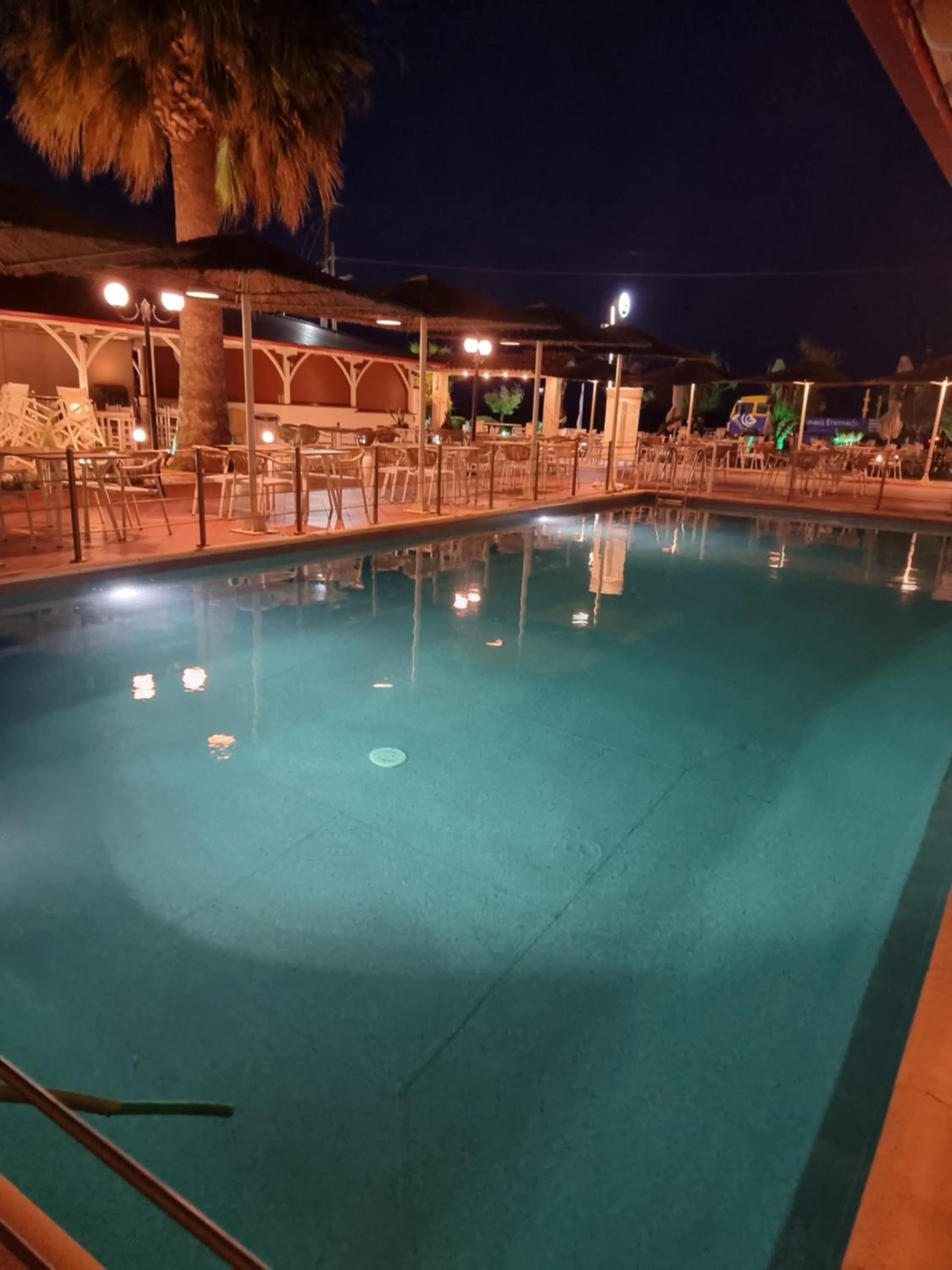 Night in Hotel Nautilos