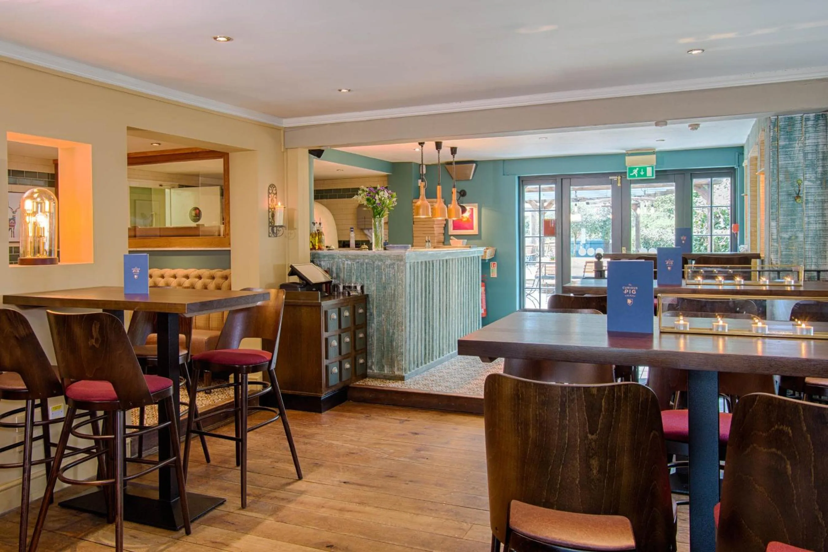 Lounge or bar in The Curious Pig in the Parlour