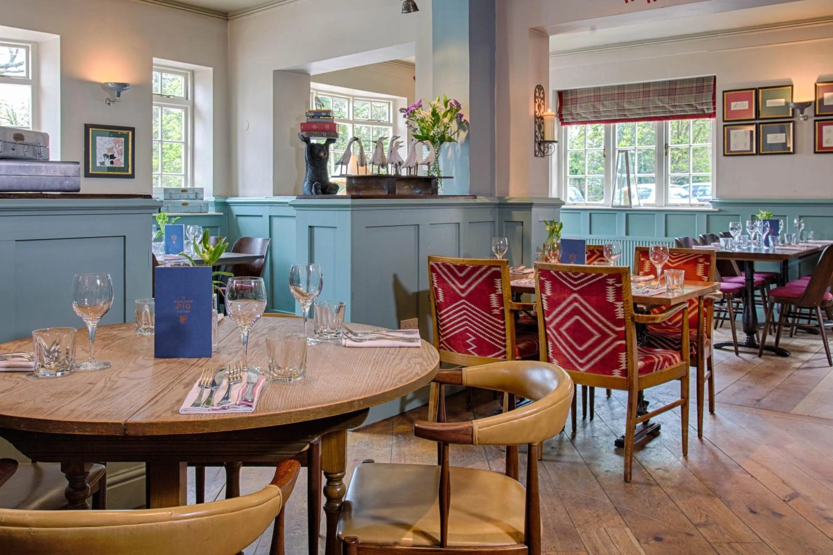 Restaurant/places to eat in The Curious Pig in the Parlour