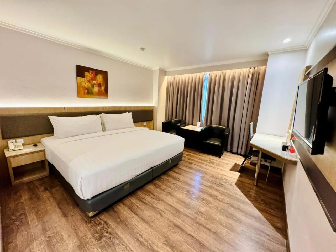 Bed in Orchardz Hotel Industri Jakarta Kemayoran