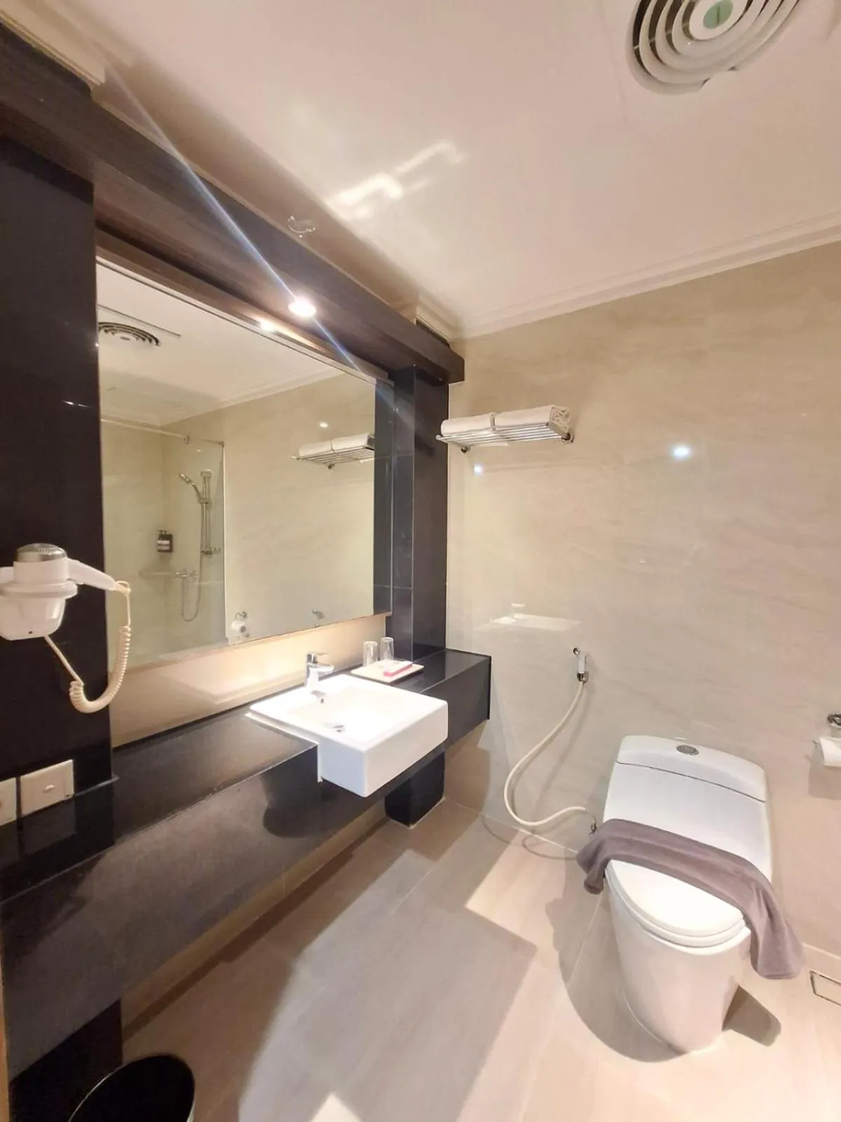 Orchardz Hotel Industri Jakarta Kemayoran