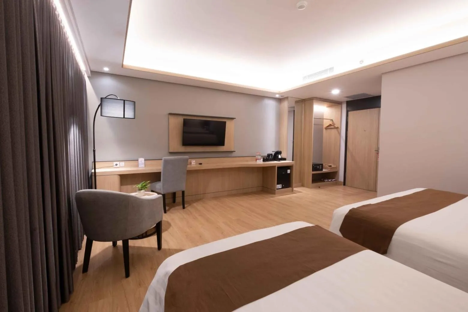 Bed in Orchardz Hotel Industri Jakarta Kemayoran