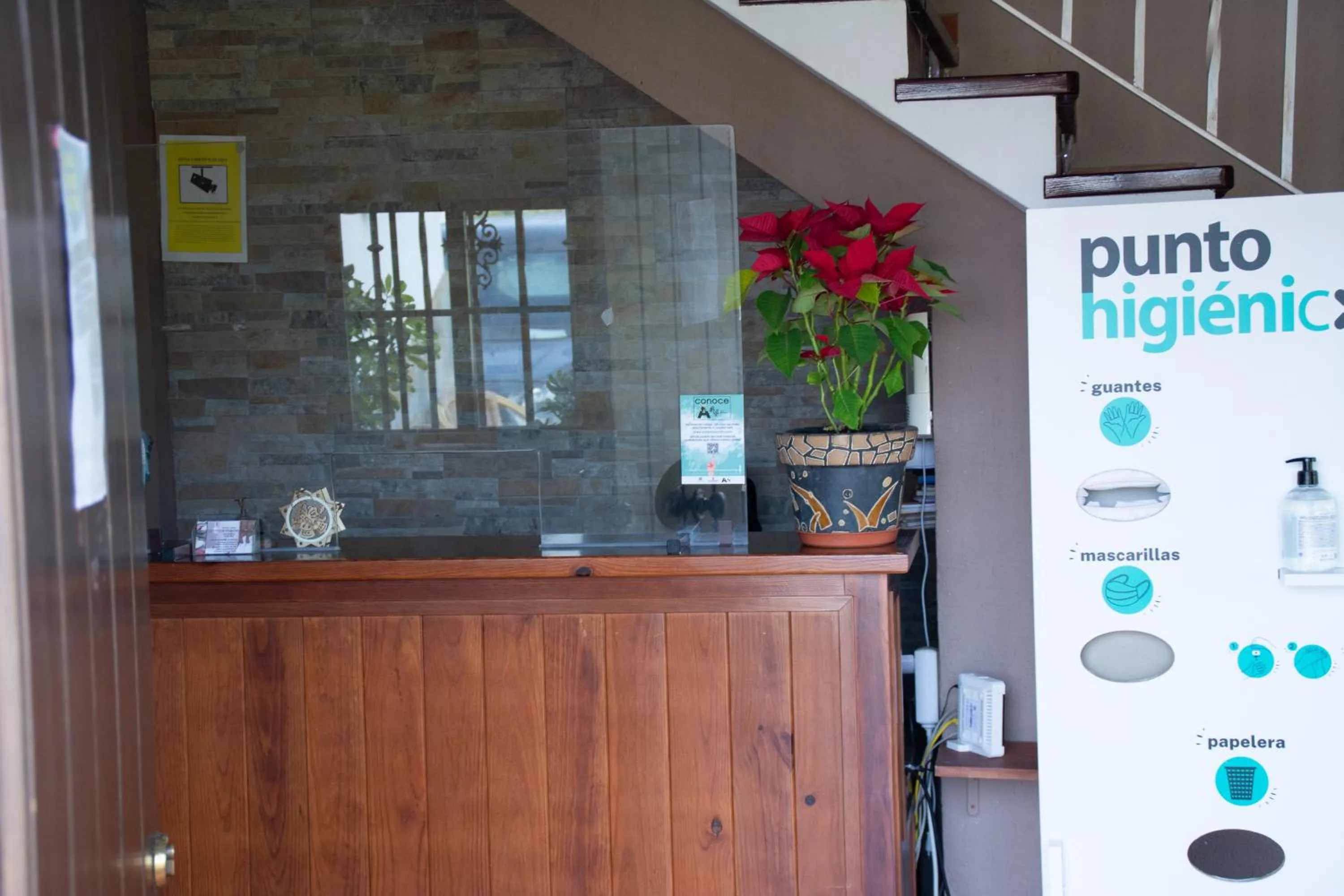 Lobby or reception in Hostal Rural La Plata Parking Incluido