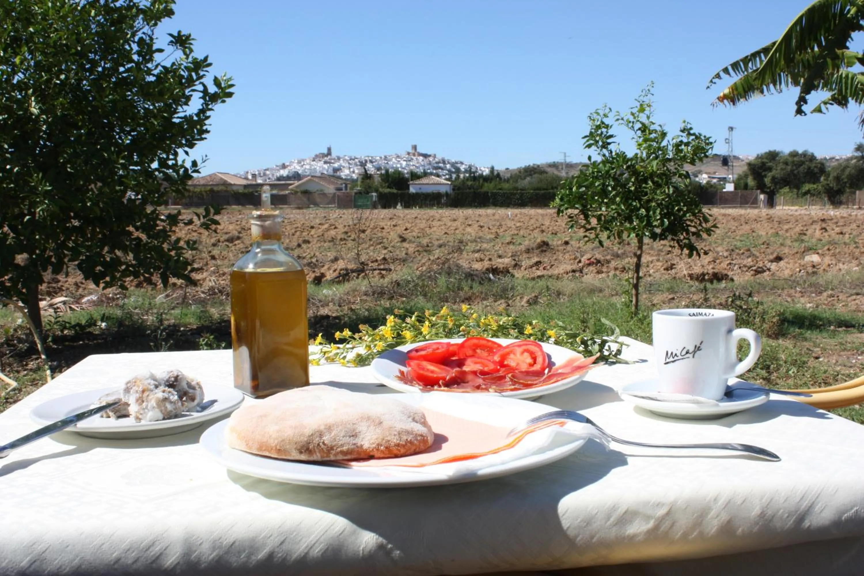 Natural landscape in Hostal Rural La Plata Parking Incluido