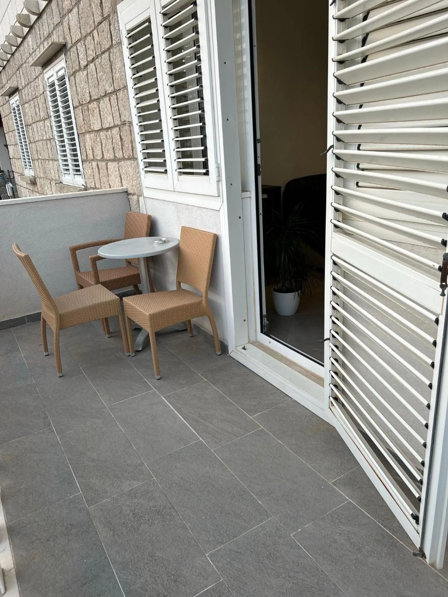 Balcony/Terrace in Perina Apartment - free parking