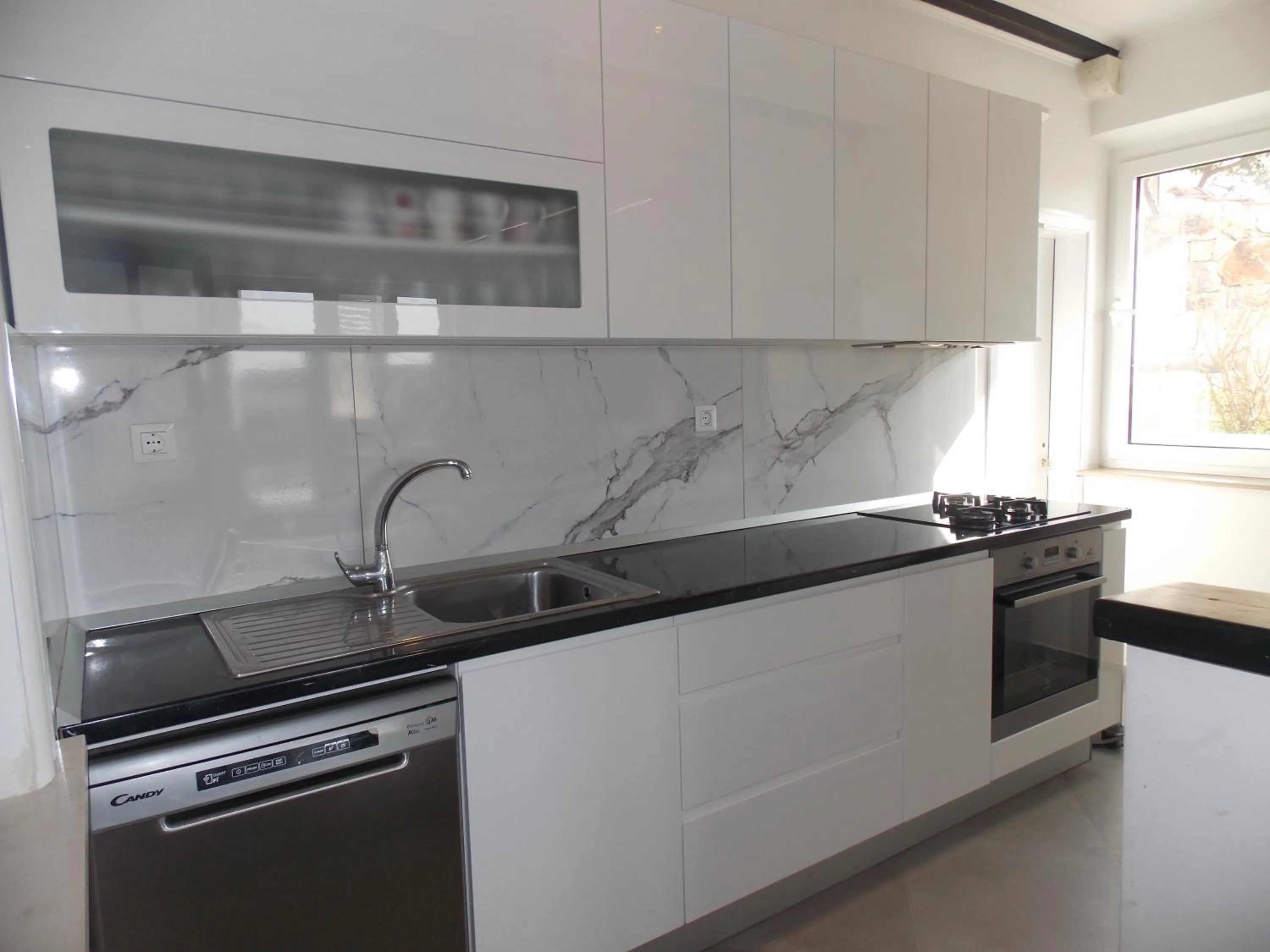 Kitchen or kitchenette in Perina Apartment - free parking