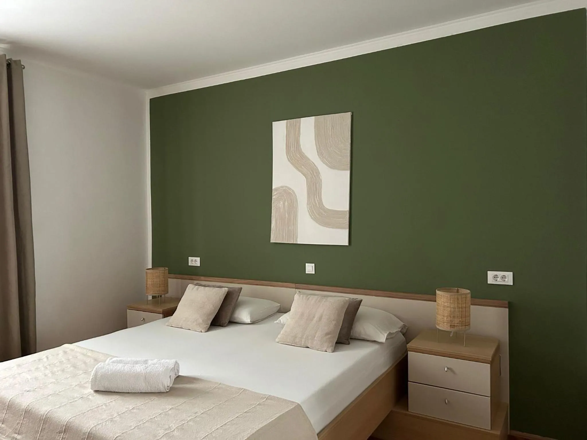 Bedroom, Bed in Perina Apartment - free parking