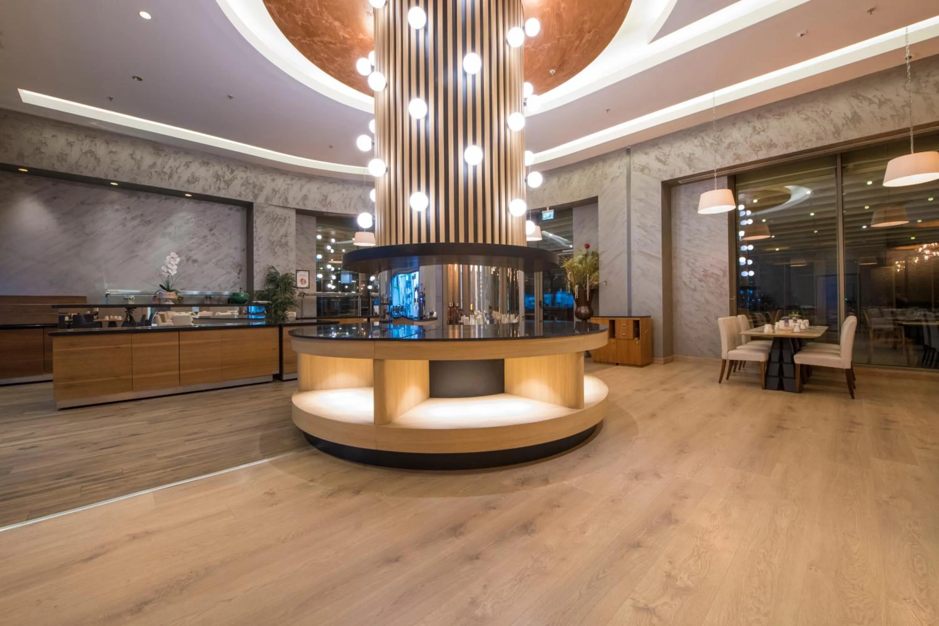 Restaurant/places to eat in Crowne Plaza Kayseri by IHG