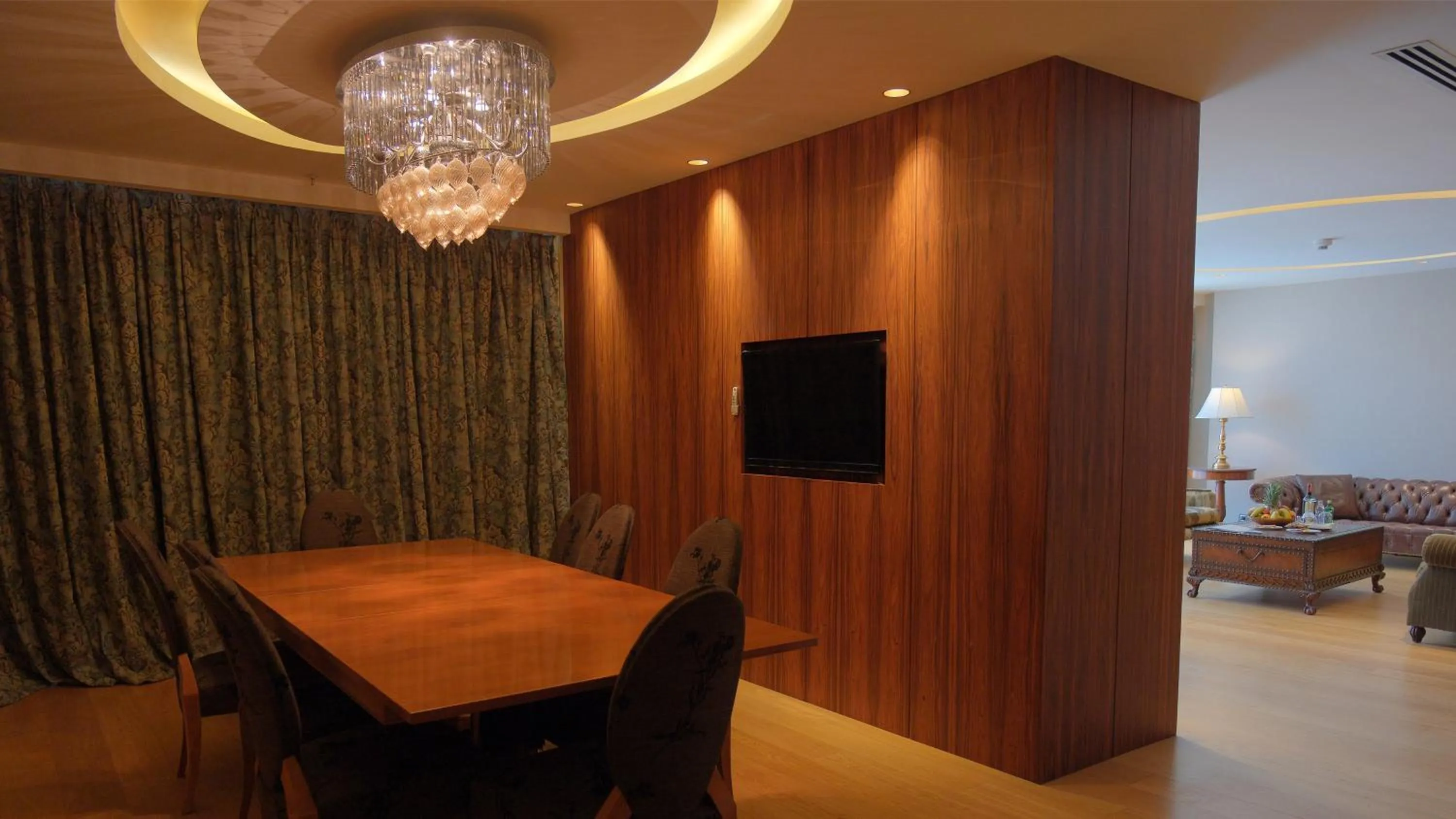 Photo of the whole room in Crowne Plaza Kayseri by IHG