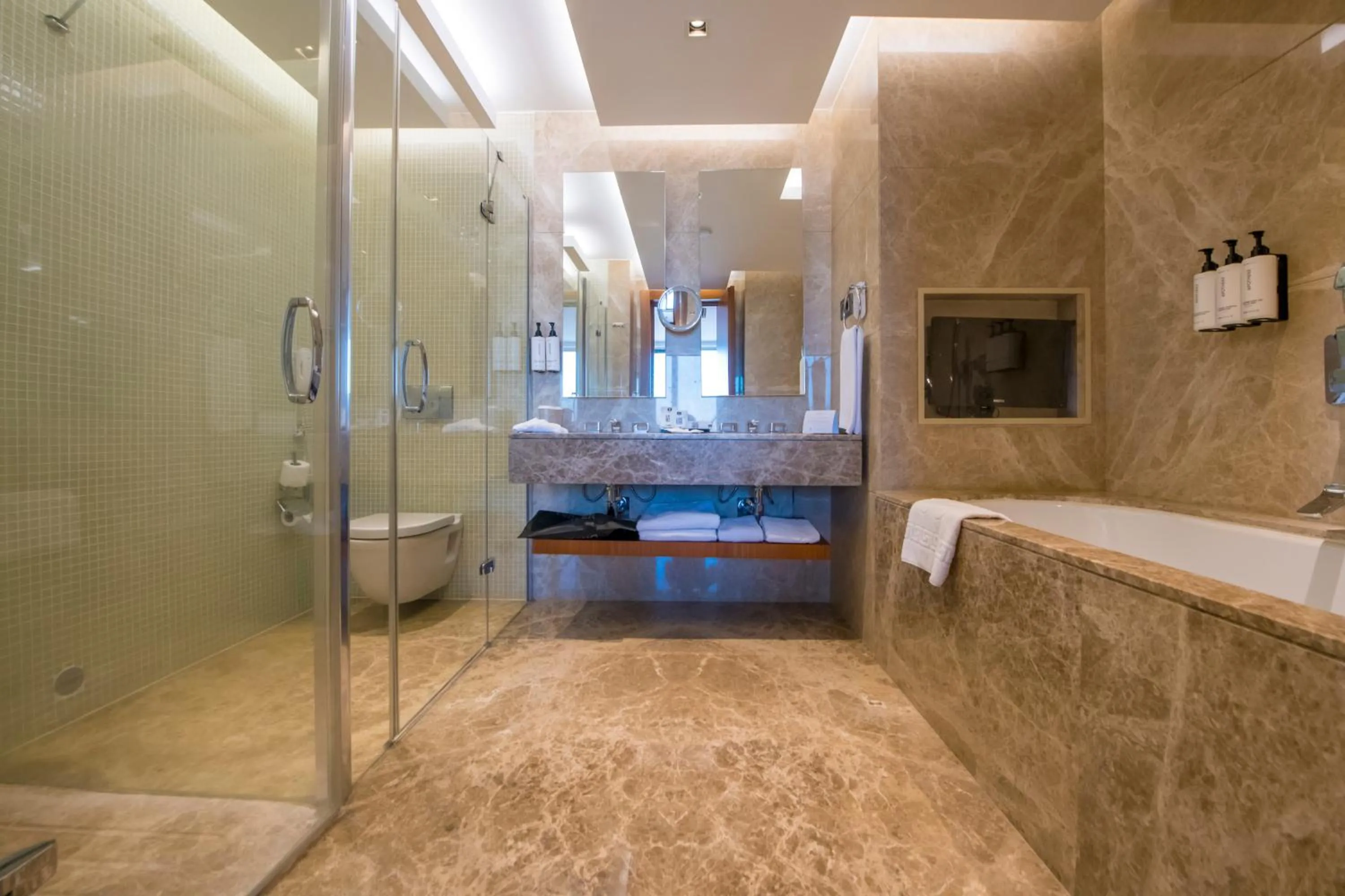 Bathroom in Crowne Plaza Kayseri by IHG